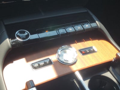 2027 Lincoln Navigator L Black Label