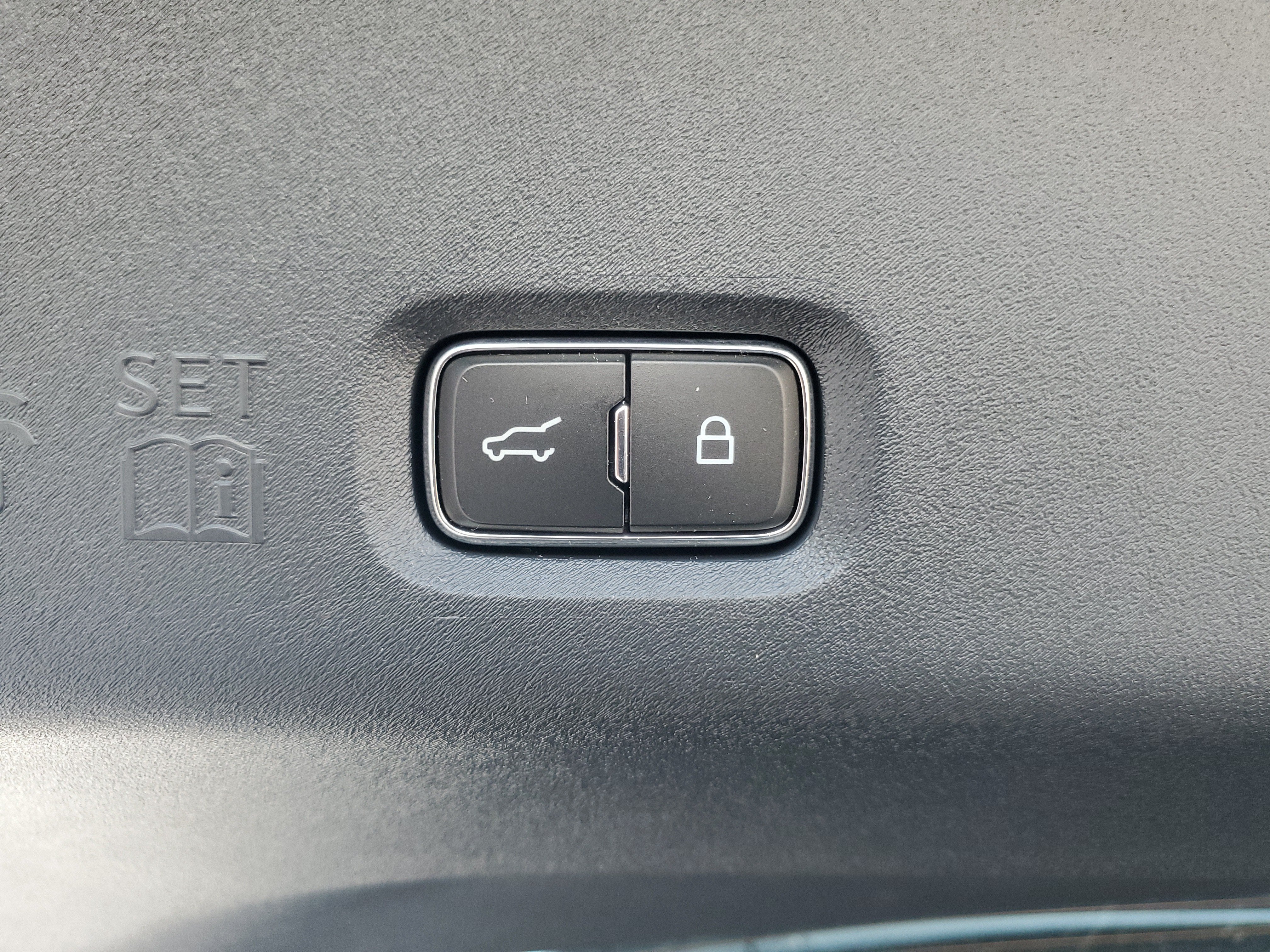 2027 Lincoln Navigator L Black Label
