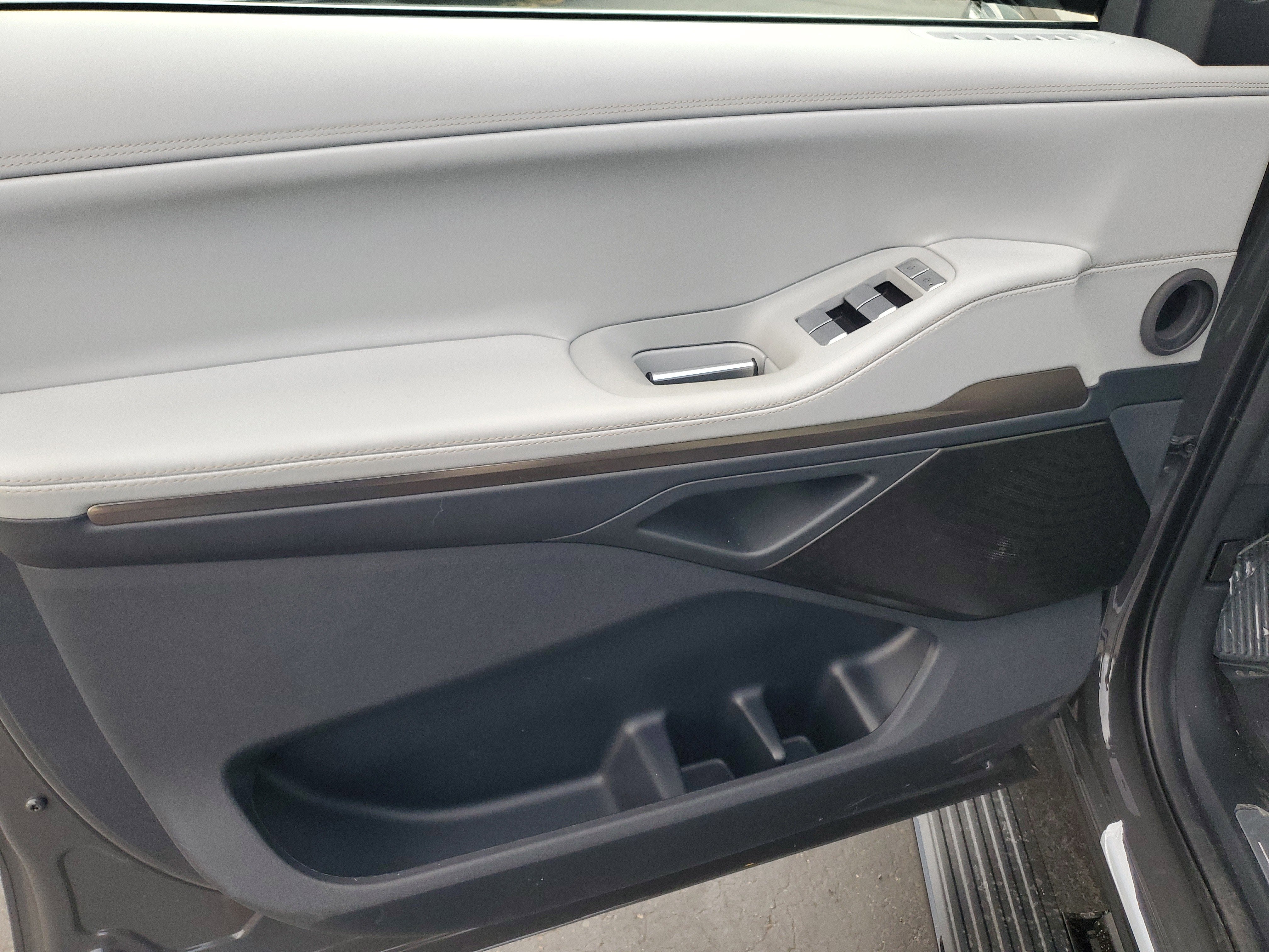 2025 Lincoln Navigator L Black Label