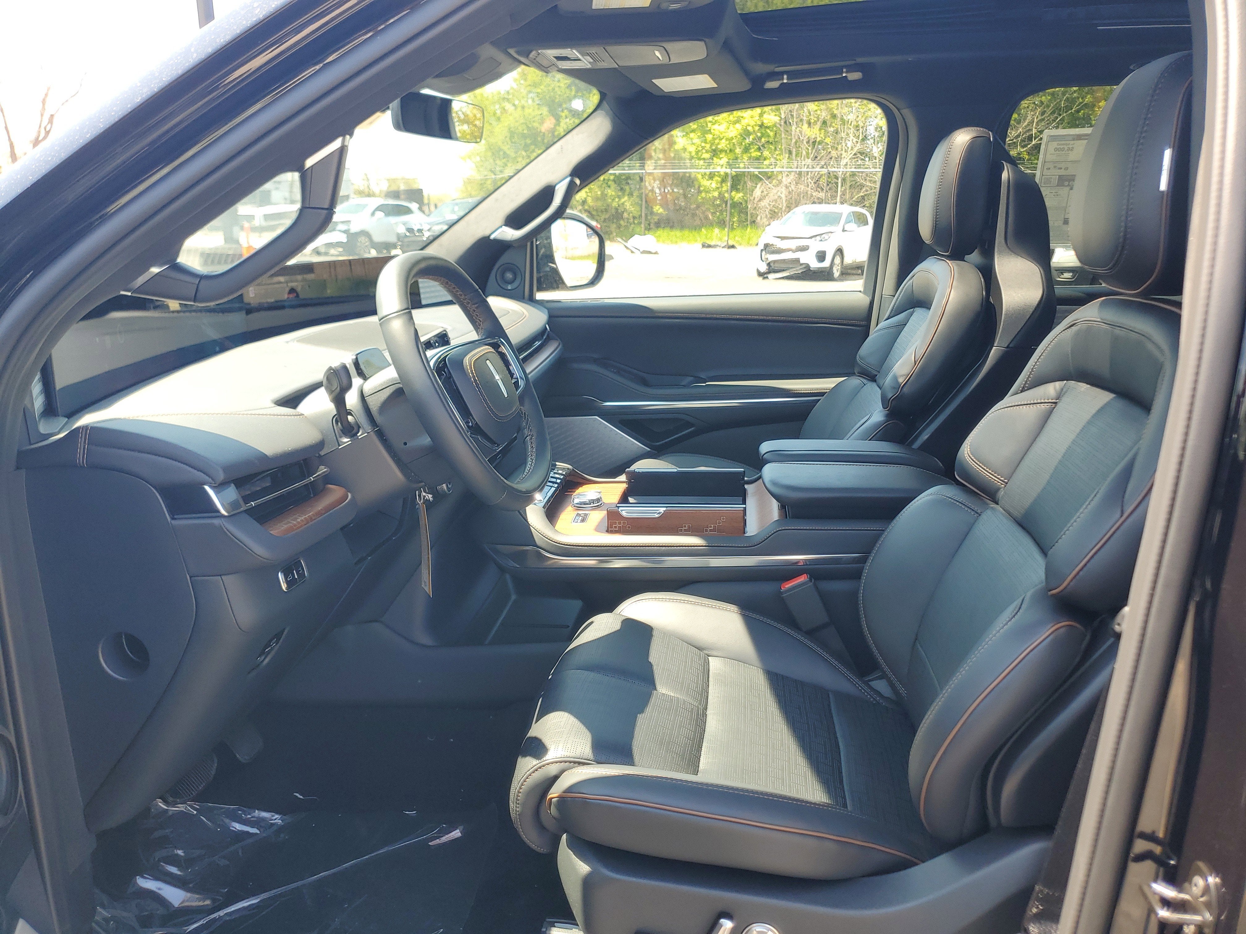 2026 Lincoln Navigator L Black Label