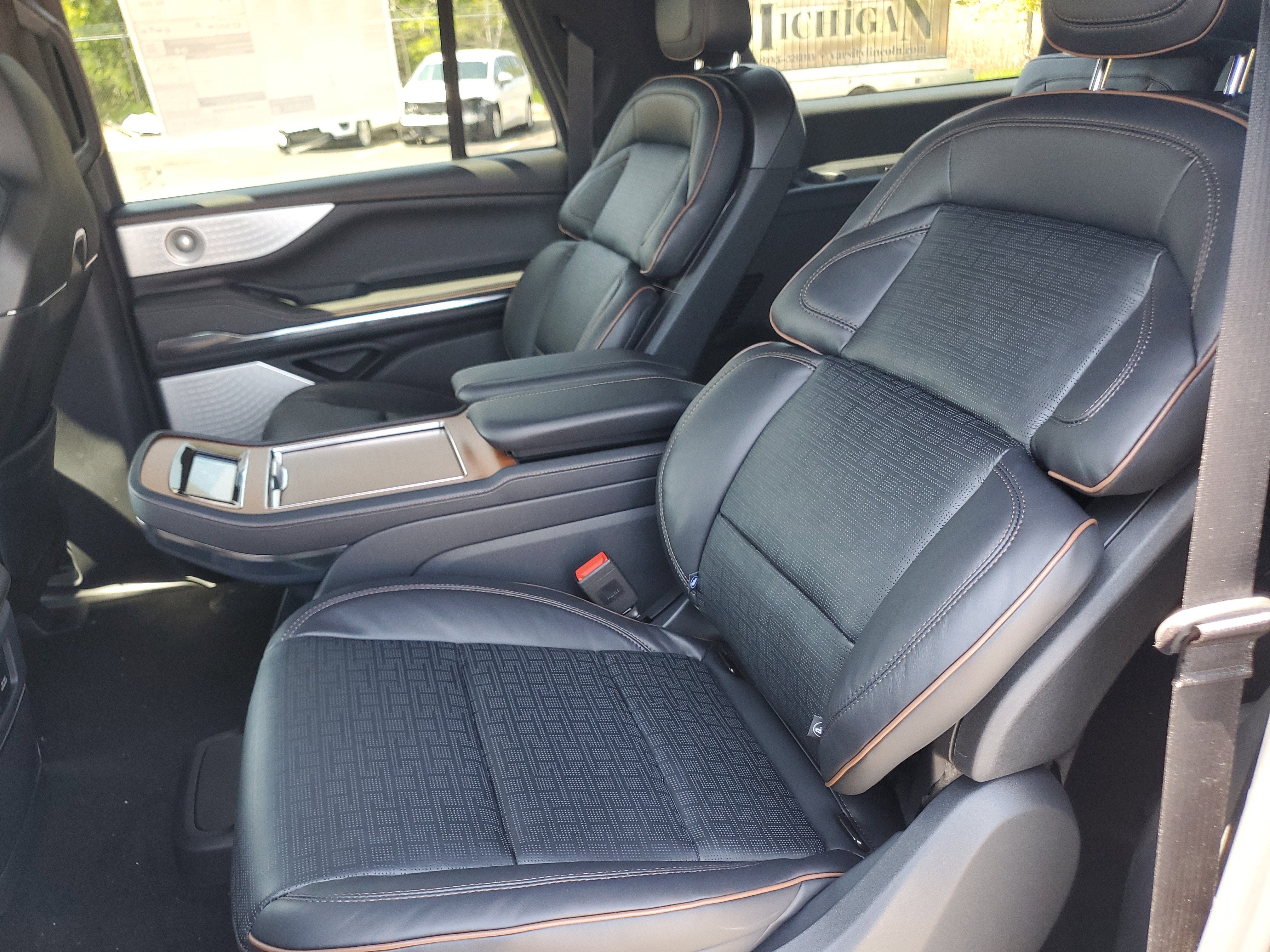 2026 Lincoln Navigator L Black Label