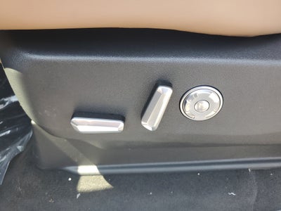 2027 Lincoln Navigator L Black Label