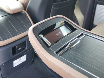 2027 Lincoln Navigator L Black Label