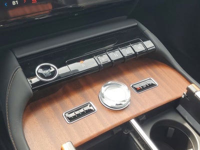 2026 Lincoln Navigator L Black Label