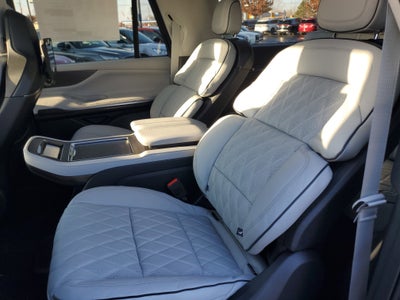 2025 Lincoln Navigator L Black Label