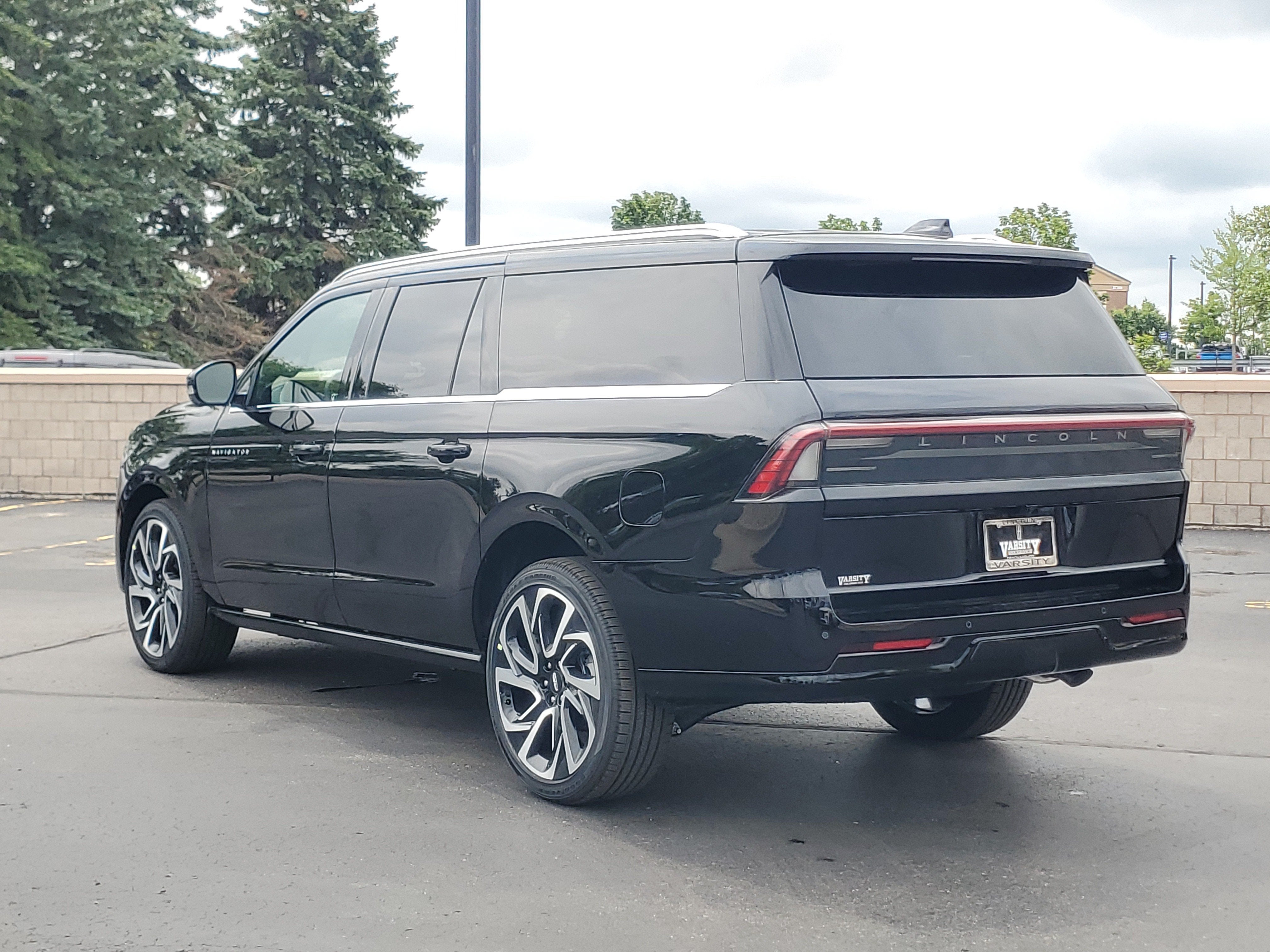 2026 Lincoln Navigator L Black Label