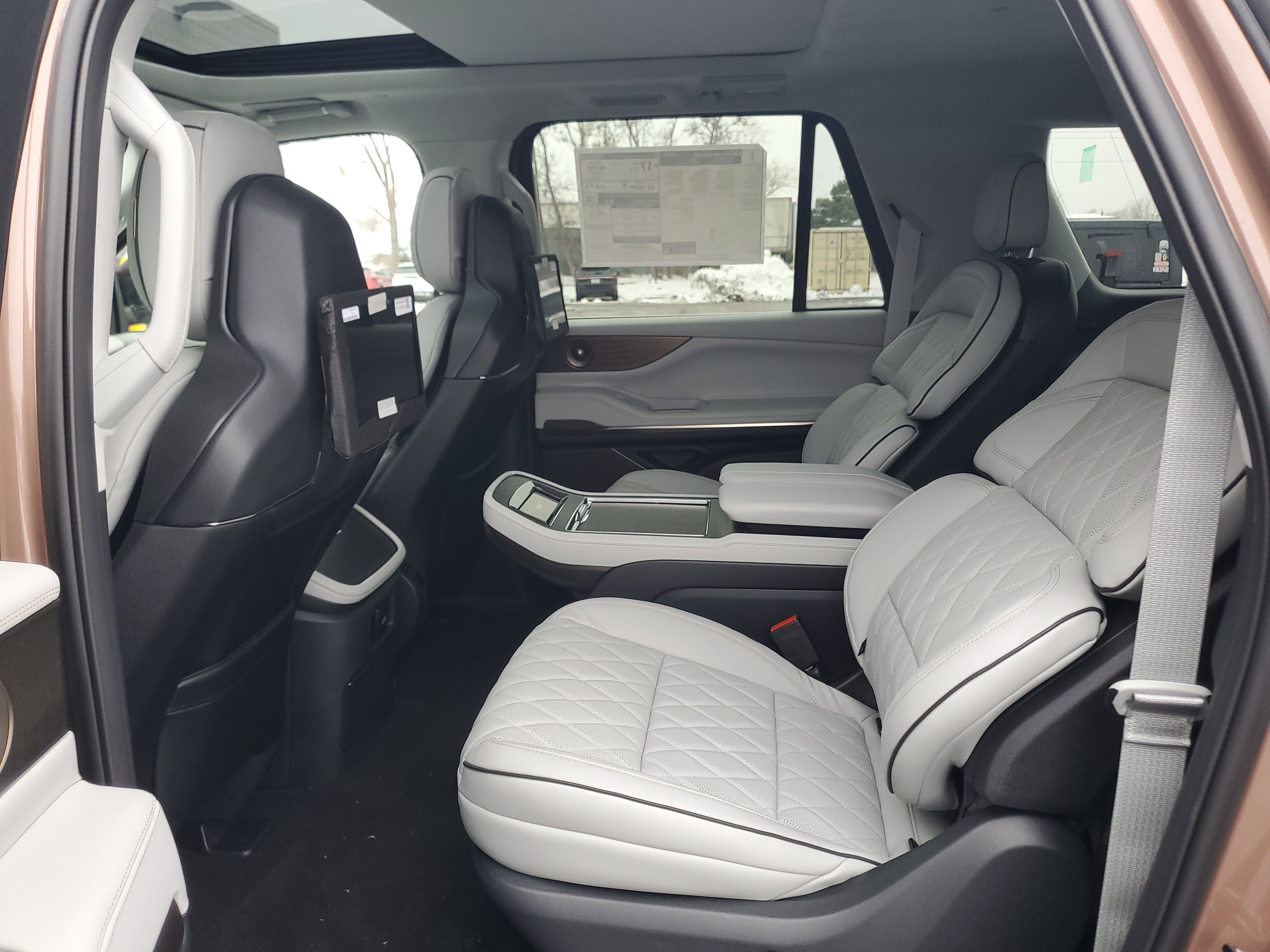 2025 Lincoln Navigator L Black Label