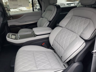 2025 Lincoln Navigator L Black Label