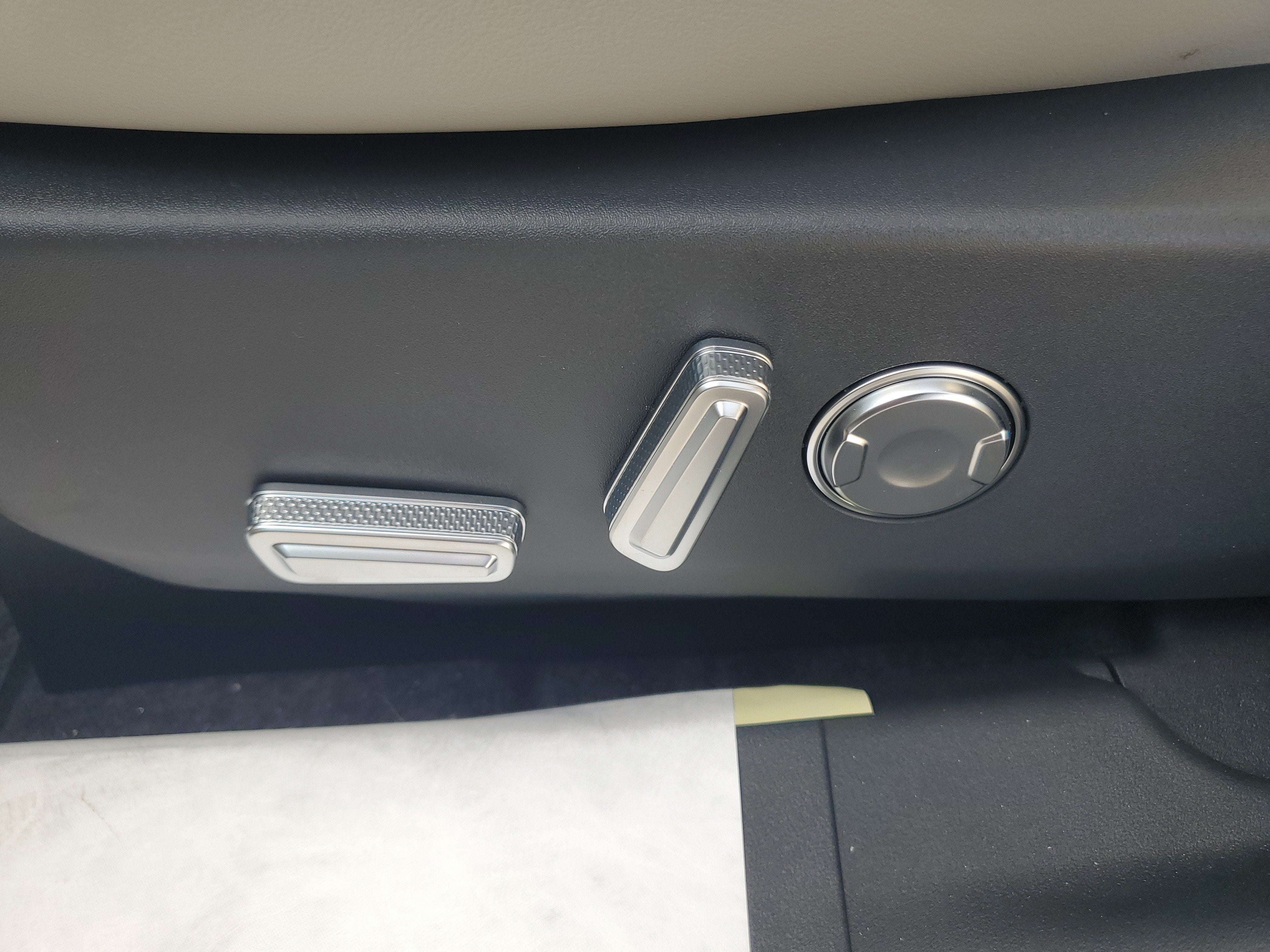 2026 Lincoln Nautilus Premiere Hybrid