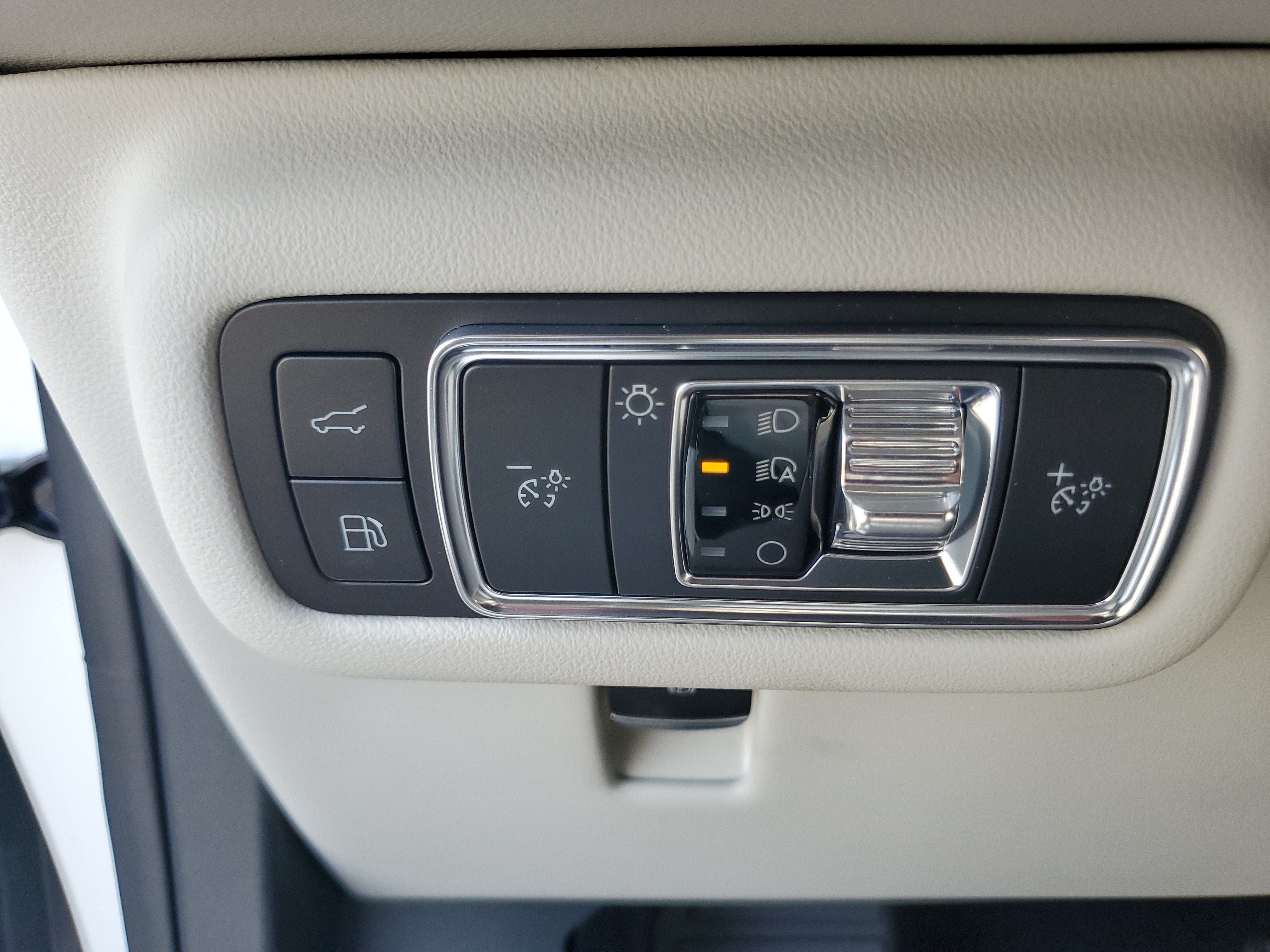 2026 Lincoln Nautilus Premiere Hybrid