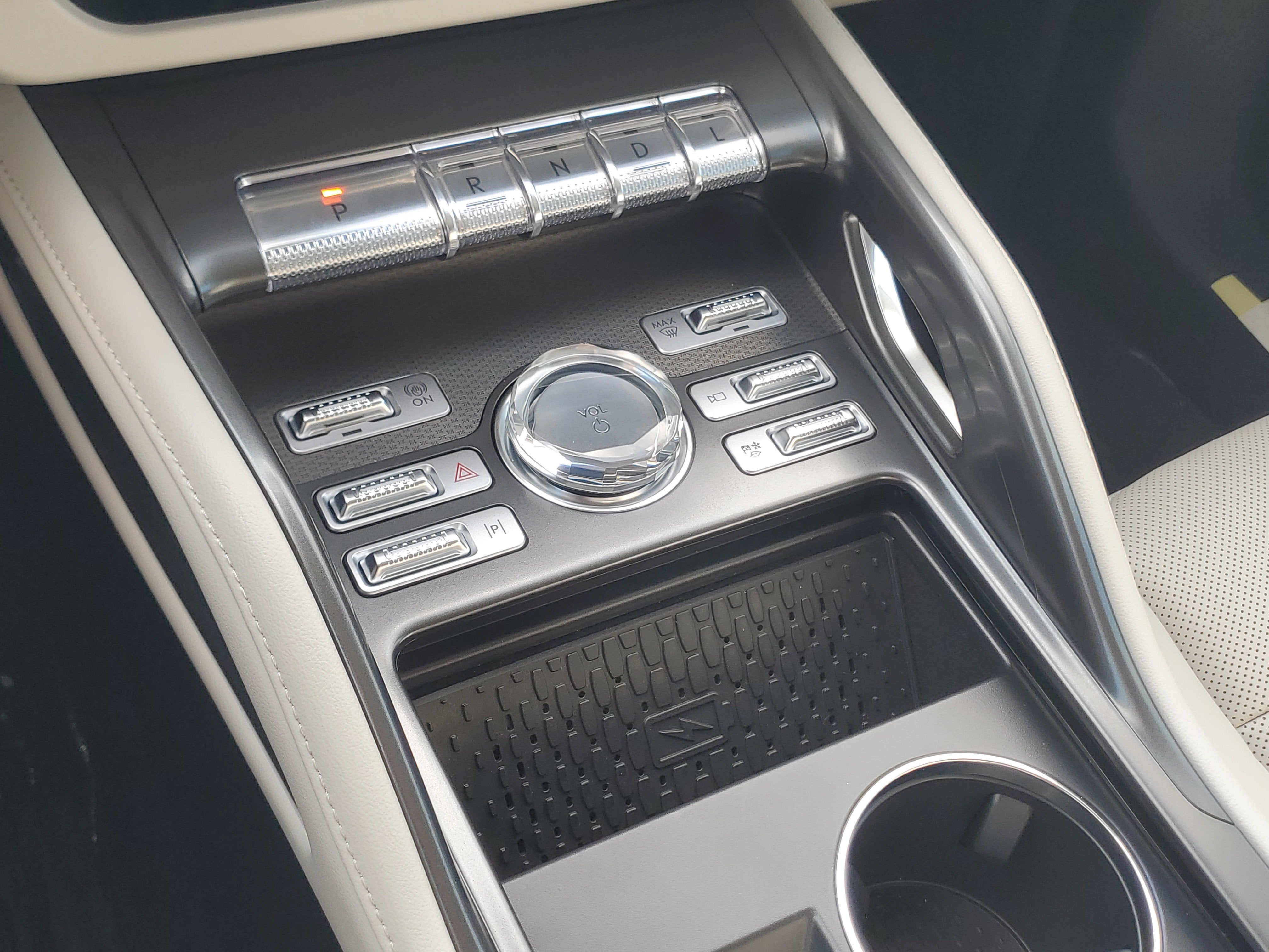 2026 Lincoln Nautilus Premiere Hybrid