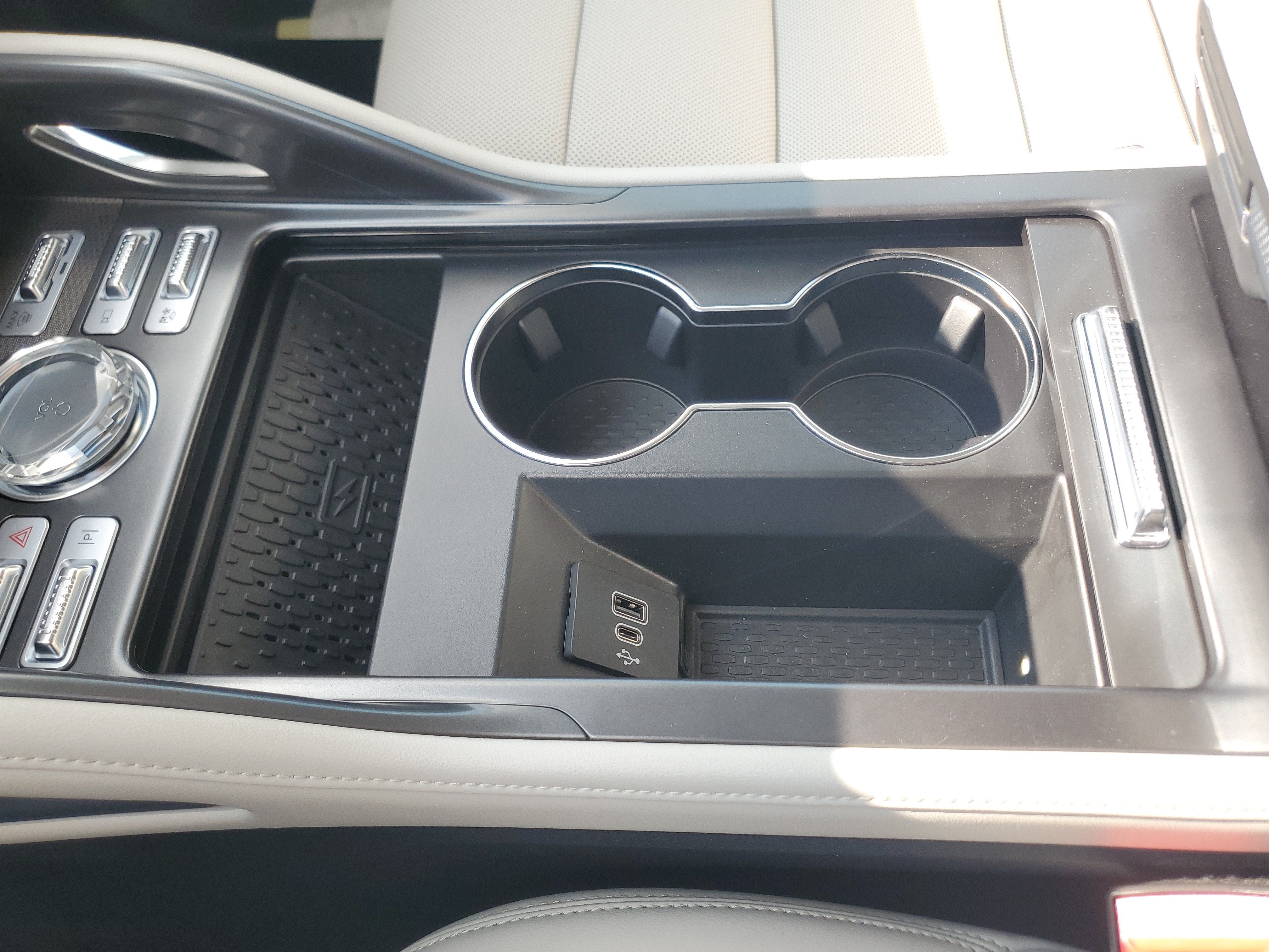 2026 Lincoln Nautilus Premiere Hybrid