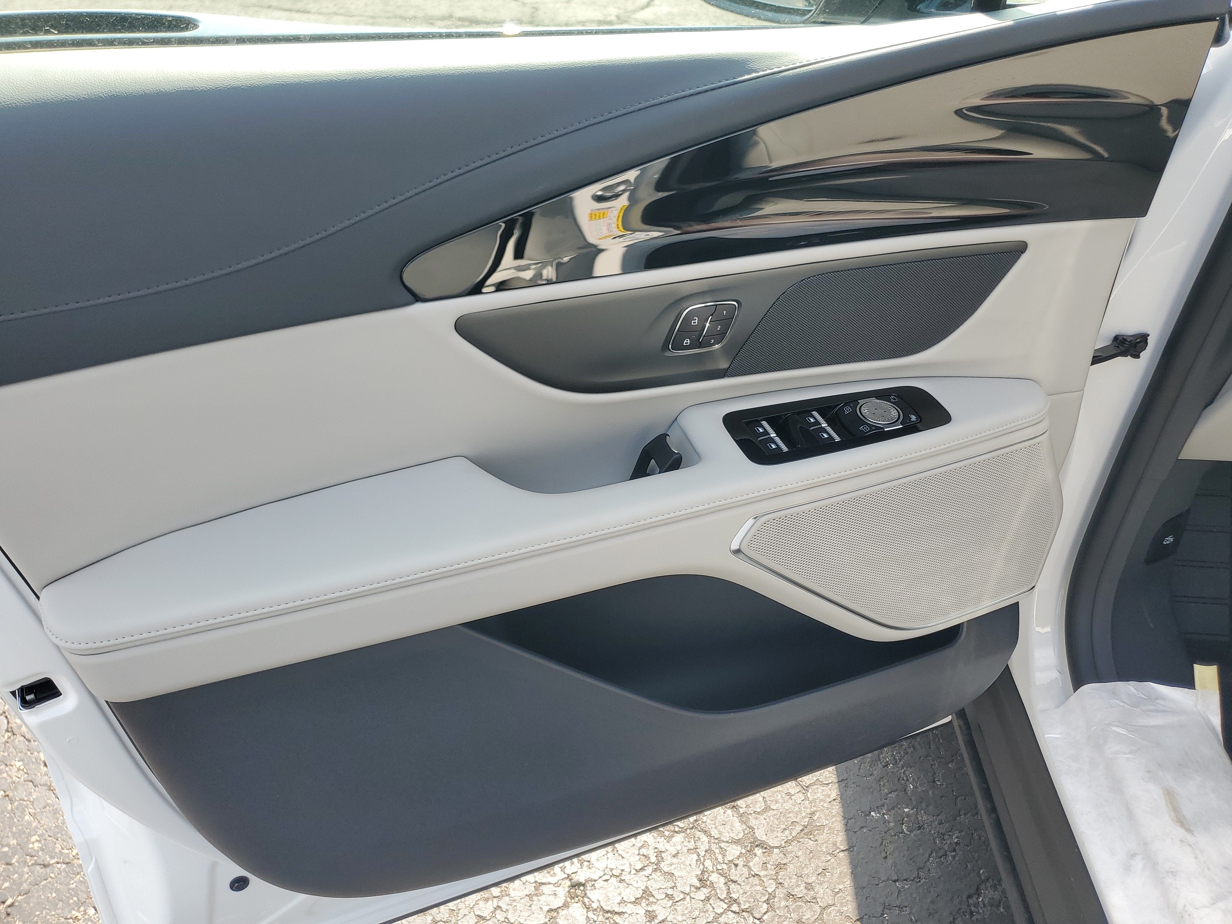 2026 Lincoln Nautilus Premiere Hybrid