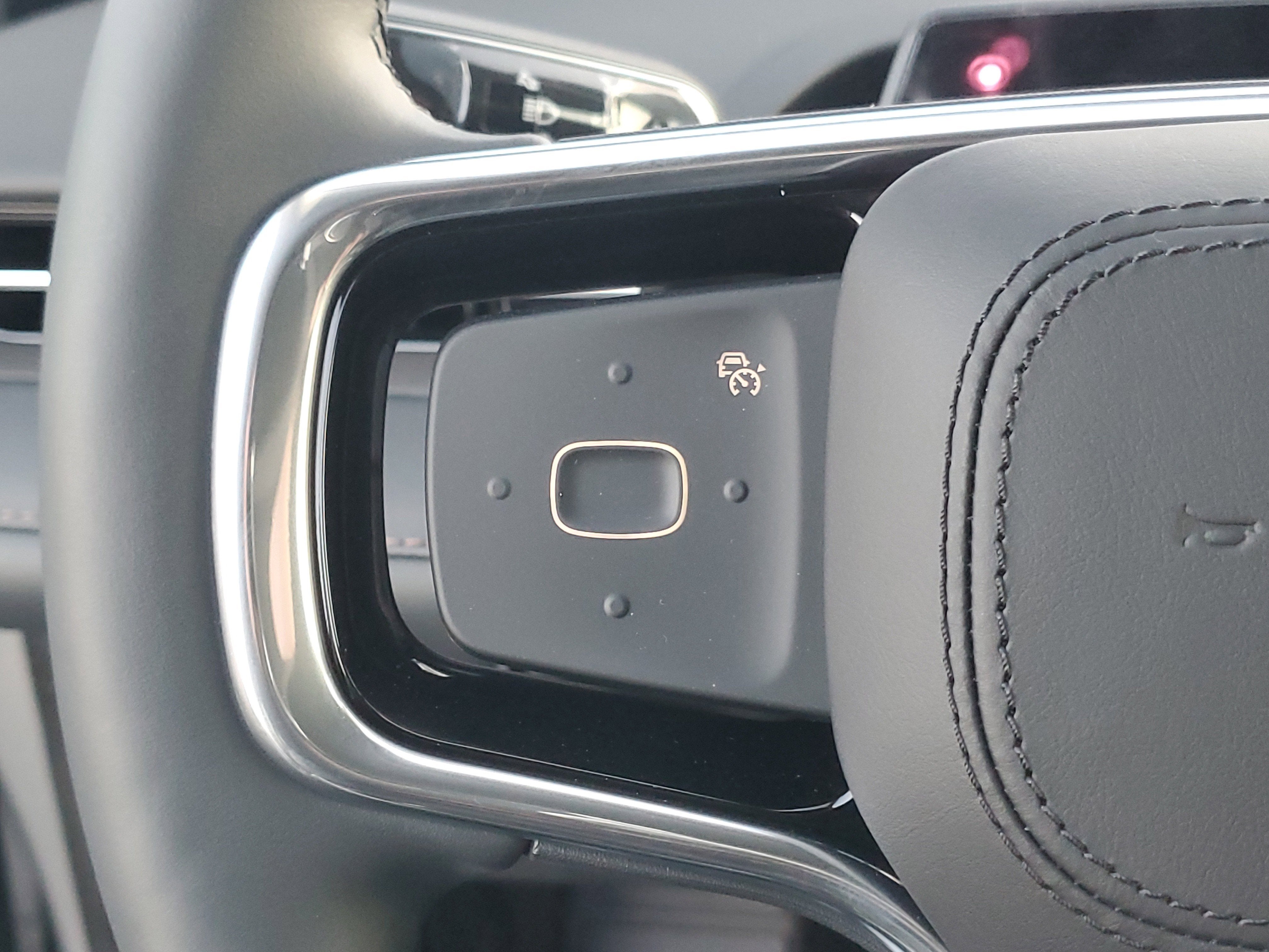 2026 Lincoln Nautilus Premiere Hybrid