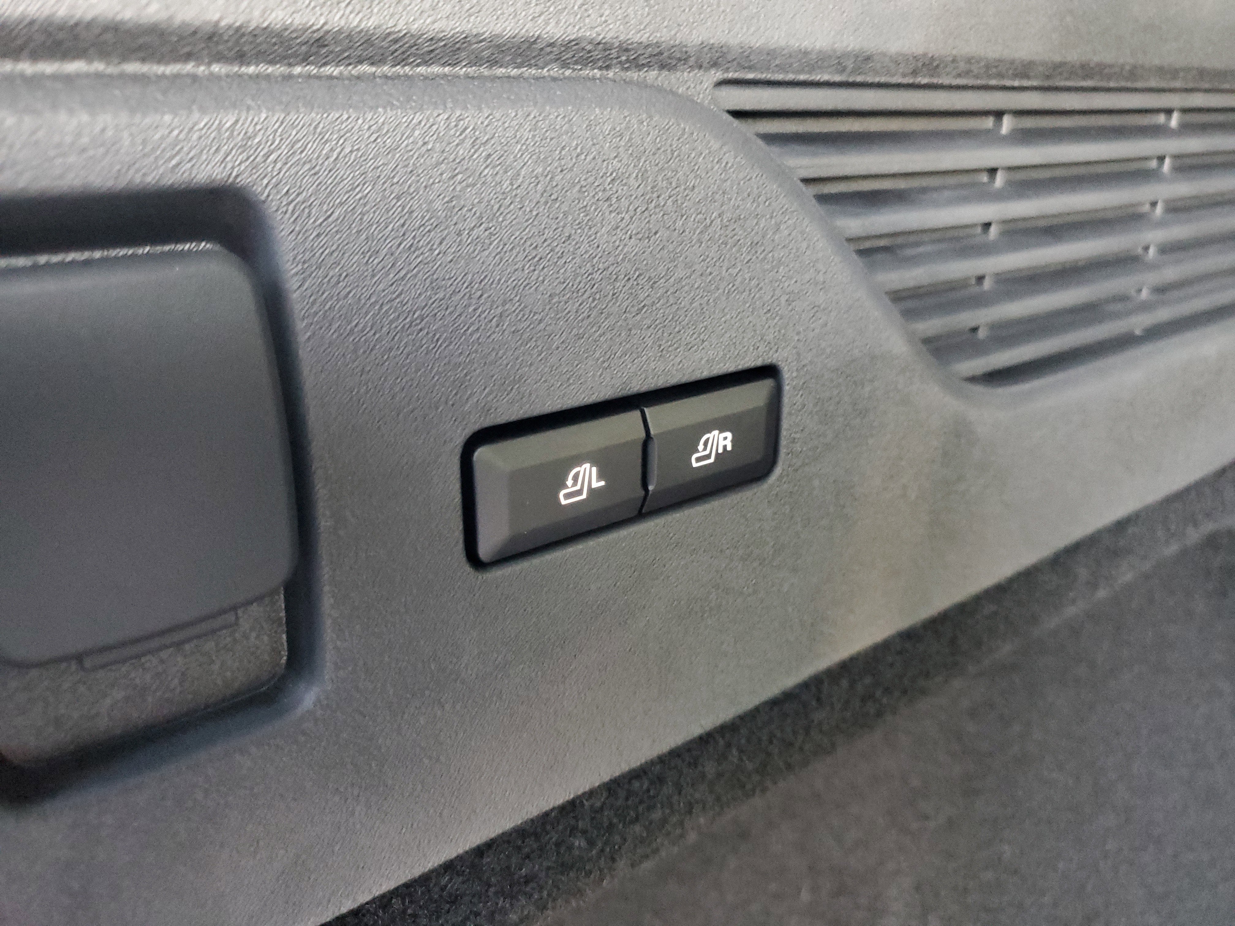 2026 Lincoln Nautilus Premiere Hybrid