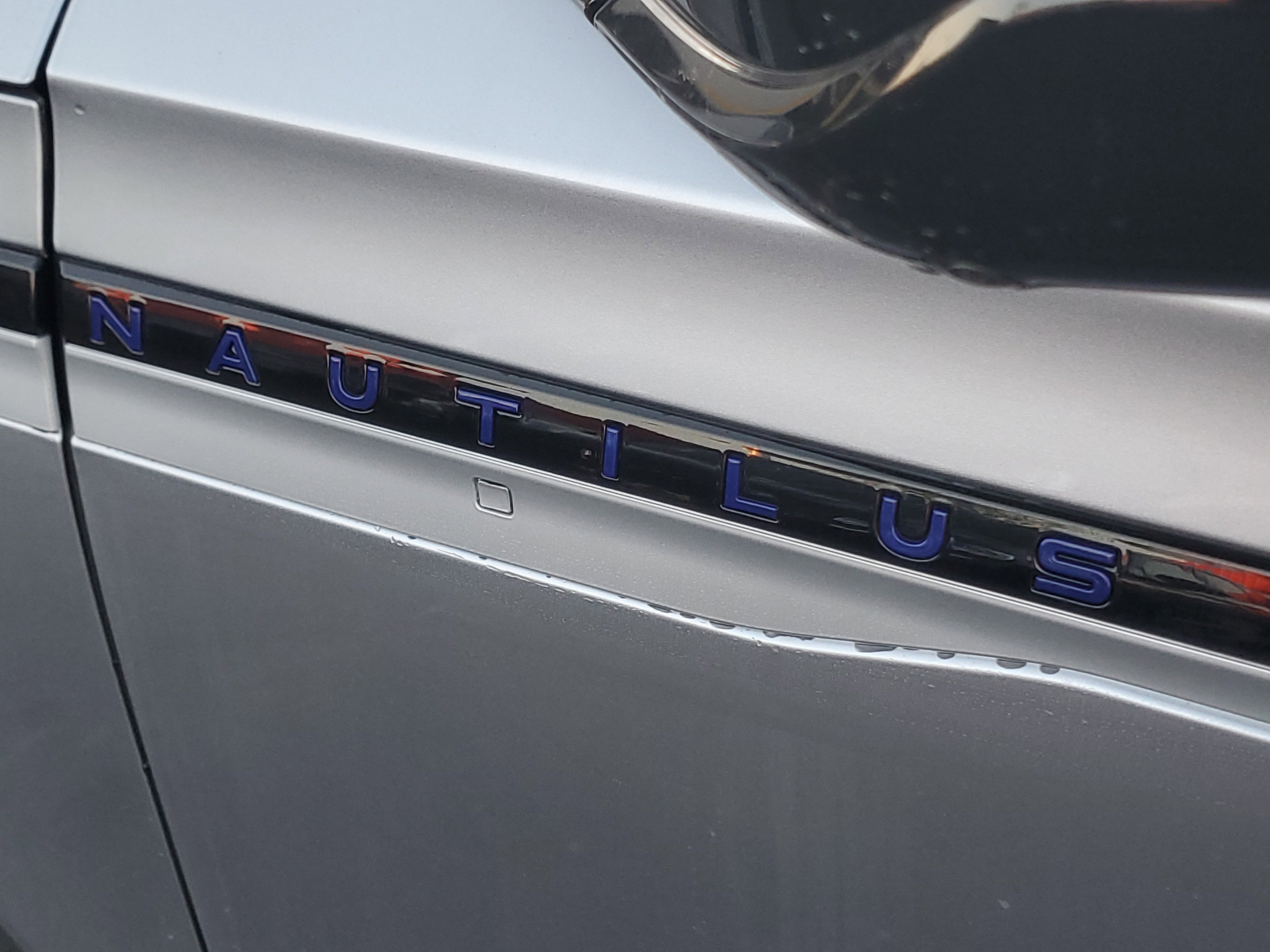 2026 Lincoln Nautilus Premiere Hybrid