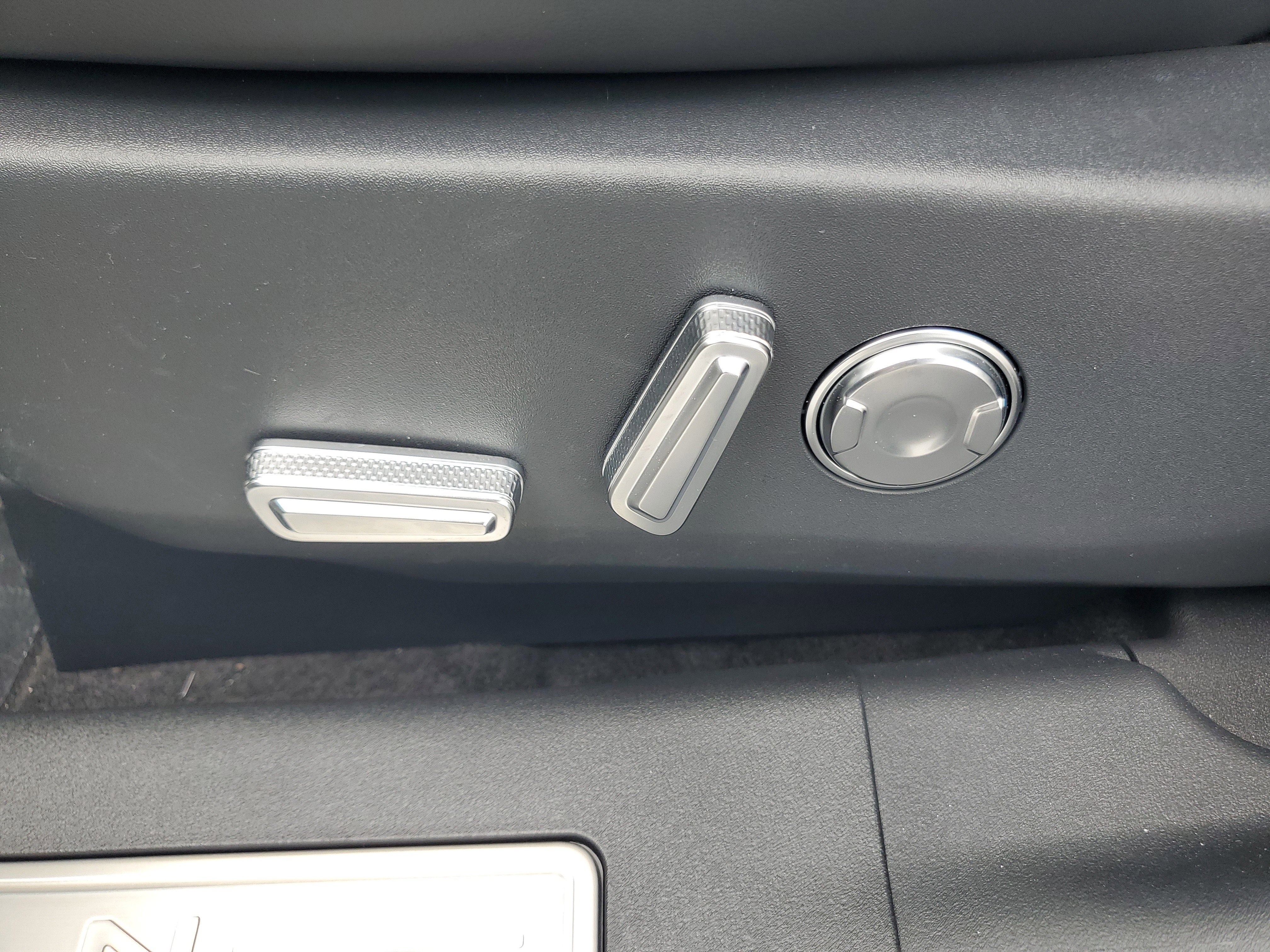 2026 Lincoln Nautilus Premiere Hybrid