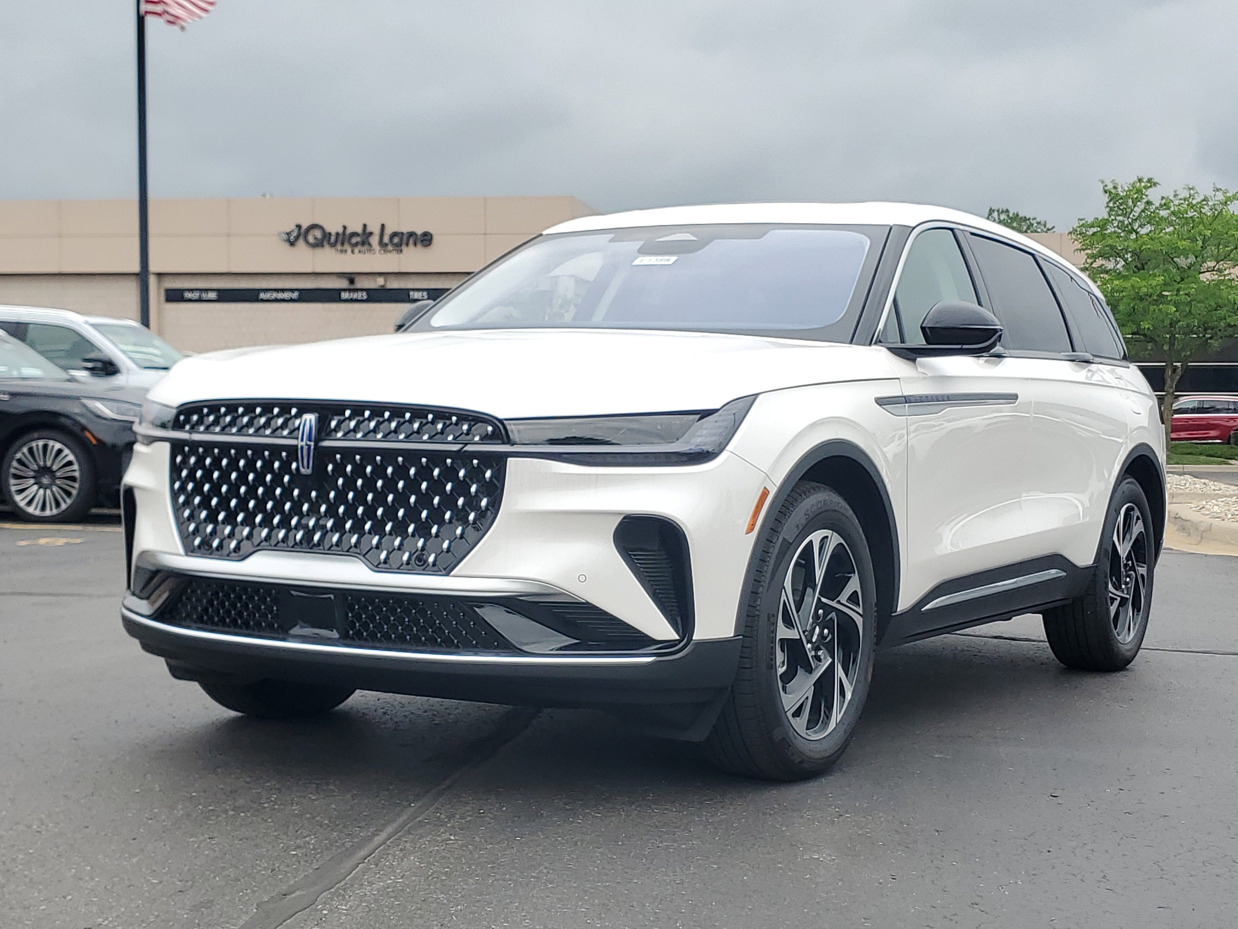 2026 Lincoln Nautilus Premiere Hybrid