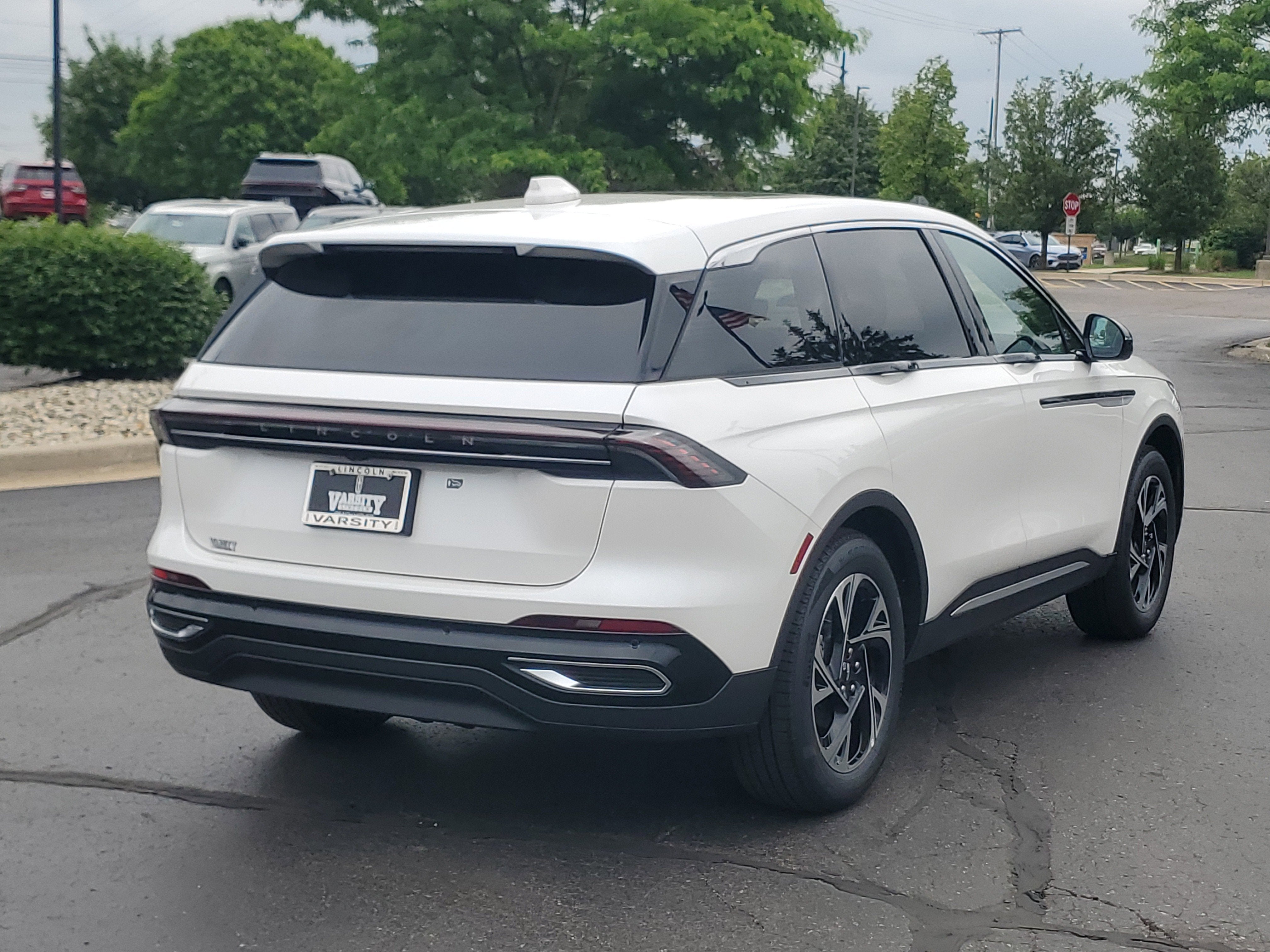 2026 Lincoln Nautilus Premiere Hybrid