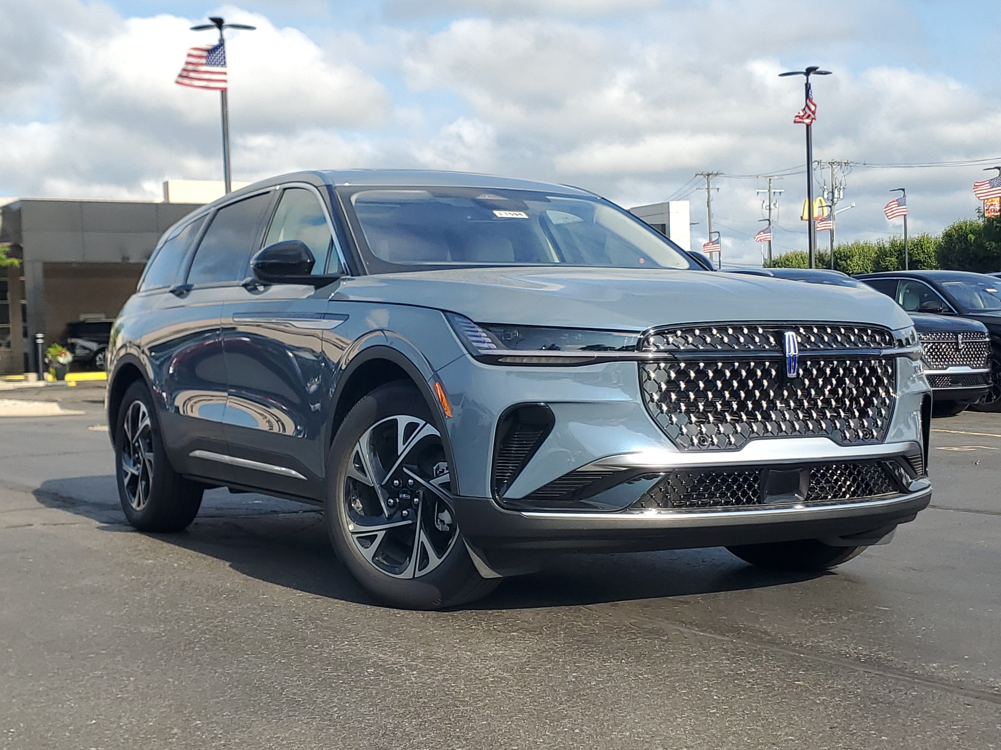 2026 Lincoln Nautilus Premiere Hybrid