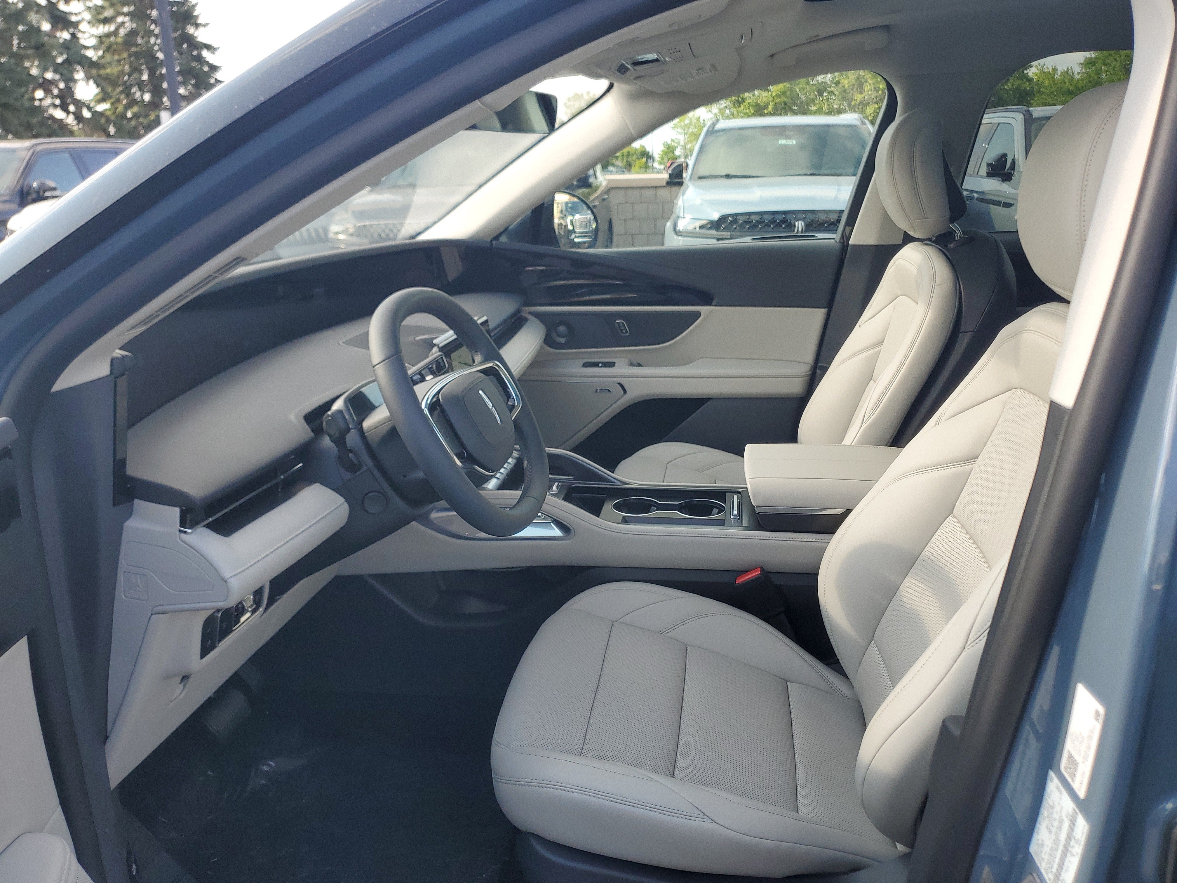 2026 Lincoln Nautilus Premiere Hybrid