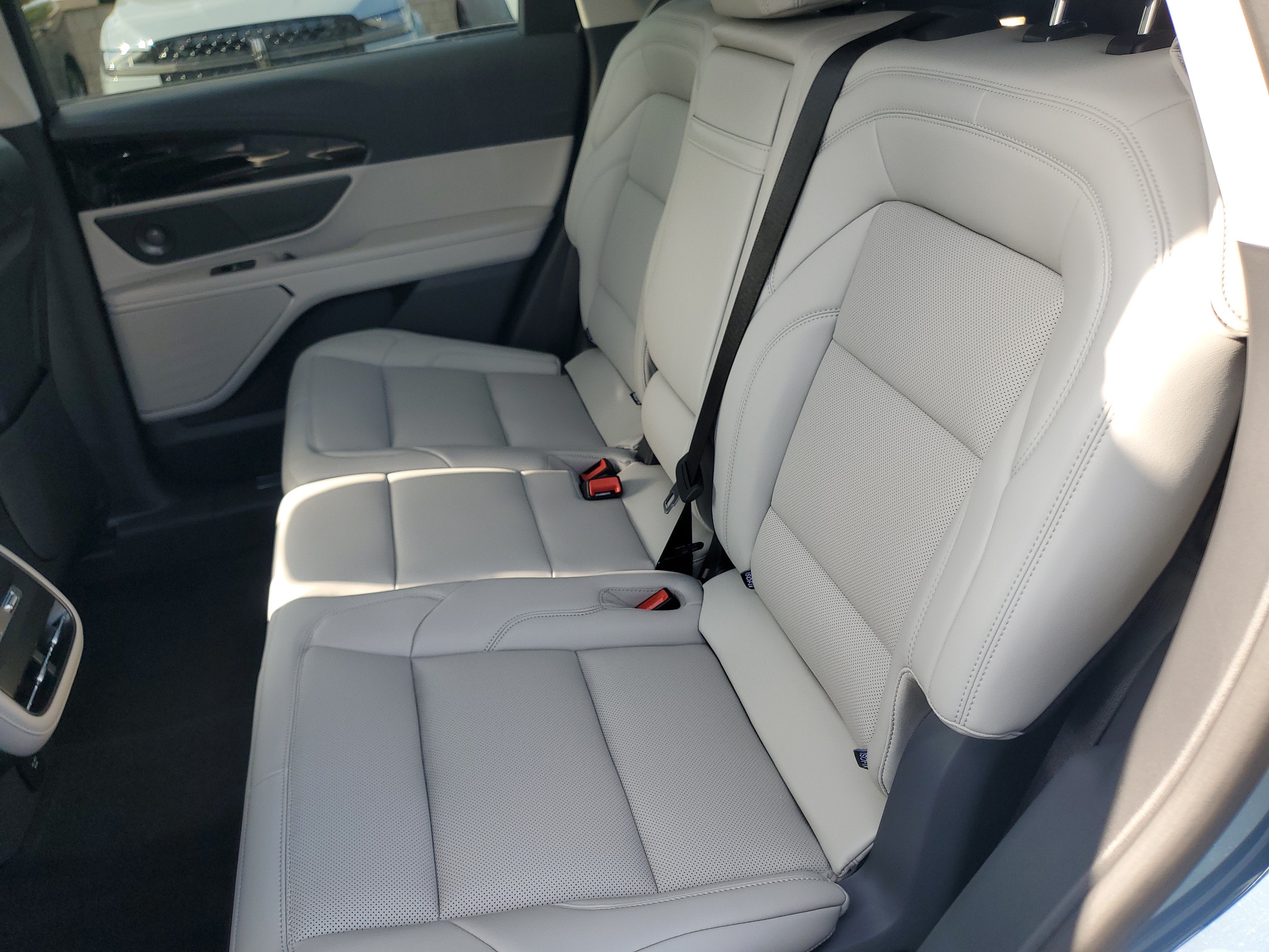 2026 Lincoln Nautilus Premiere Hybrid