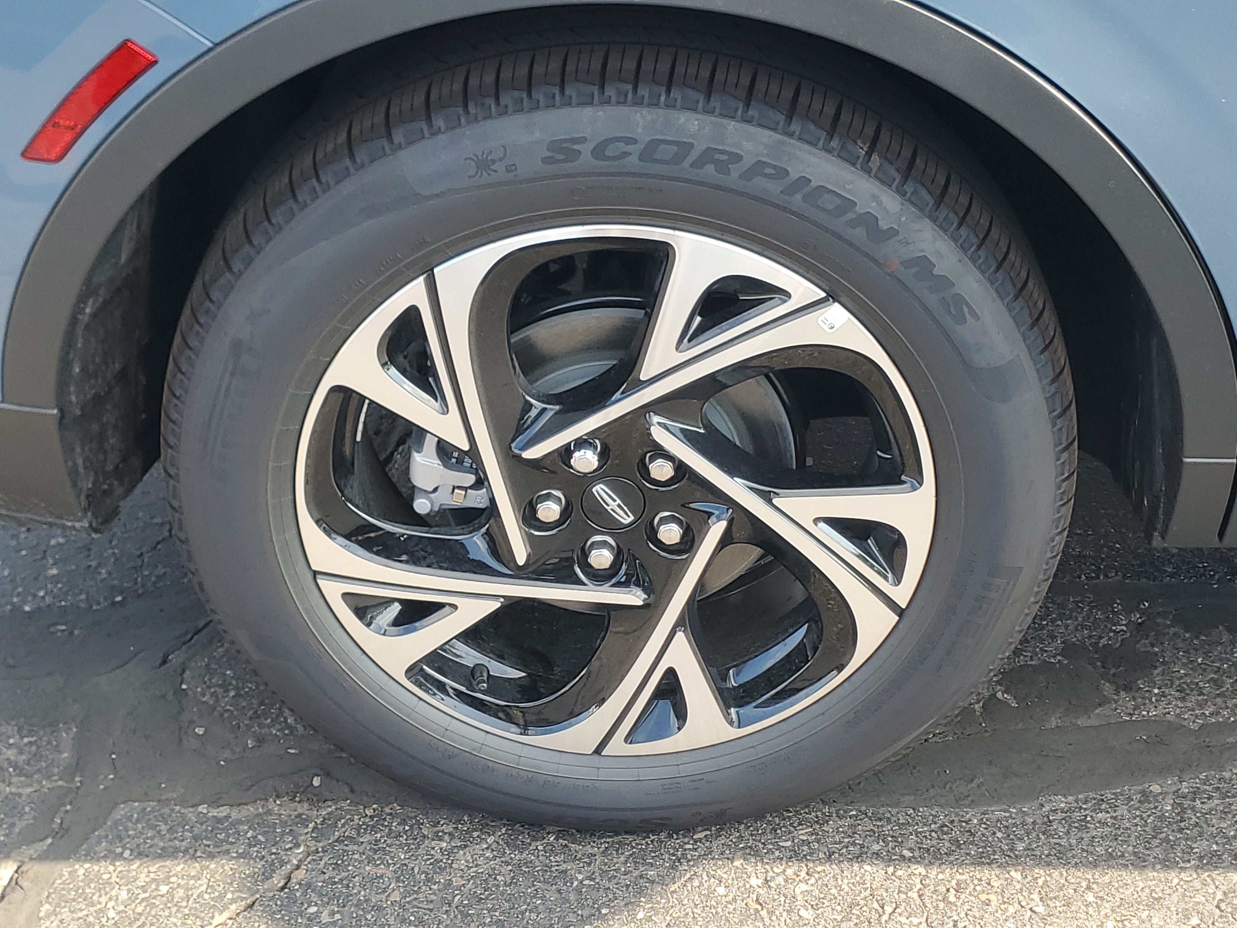 2026 Lincoln Nautilus Premiere Hybrid
