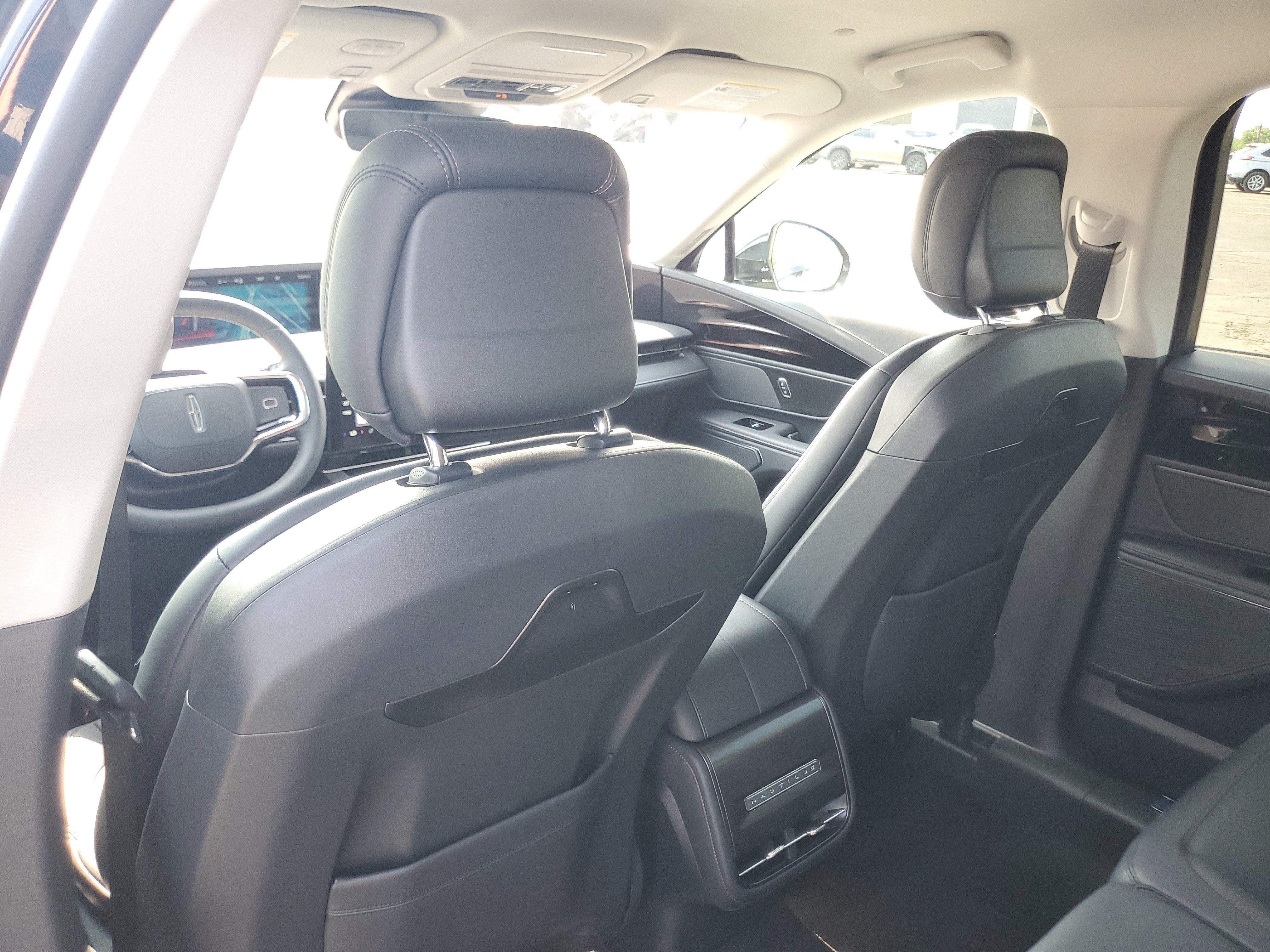 2026 Lincoln Nautilus Premiere Hybrid