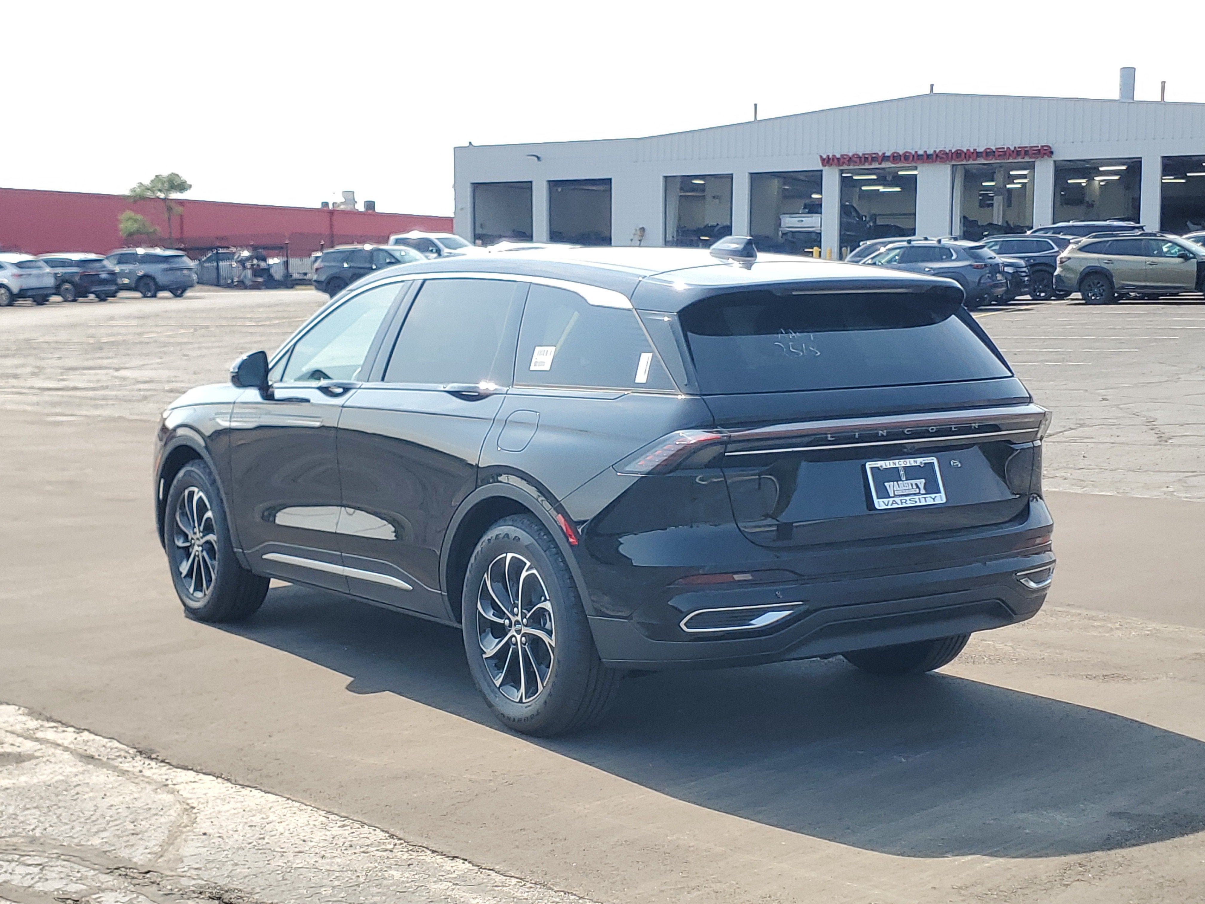 2026 Lincoln Nautilus Premiere Hybrid