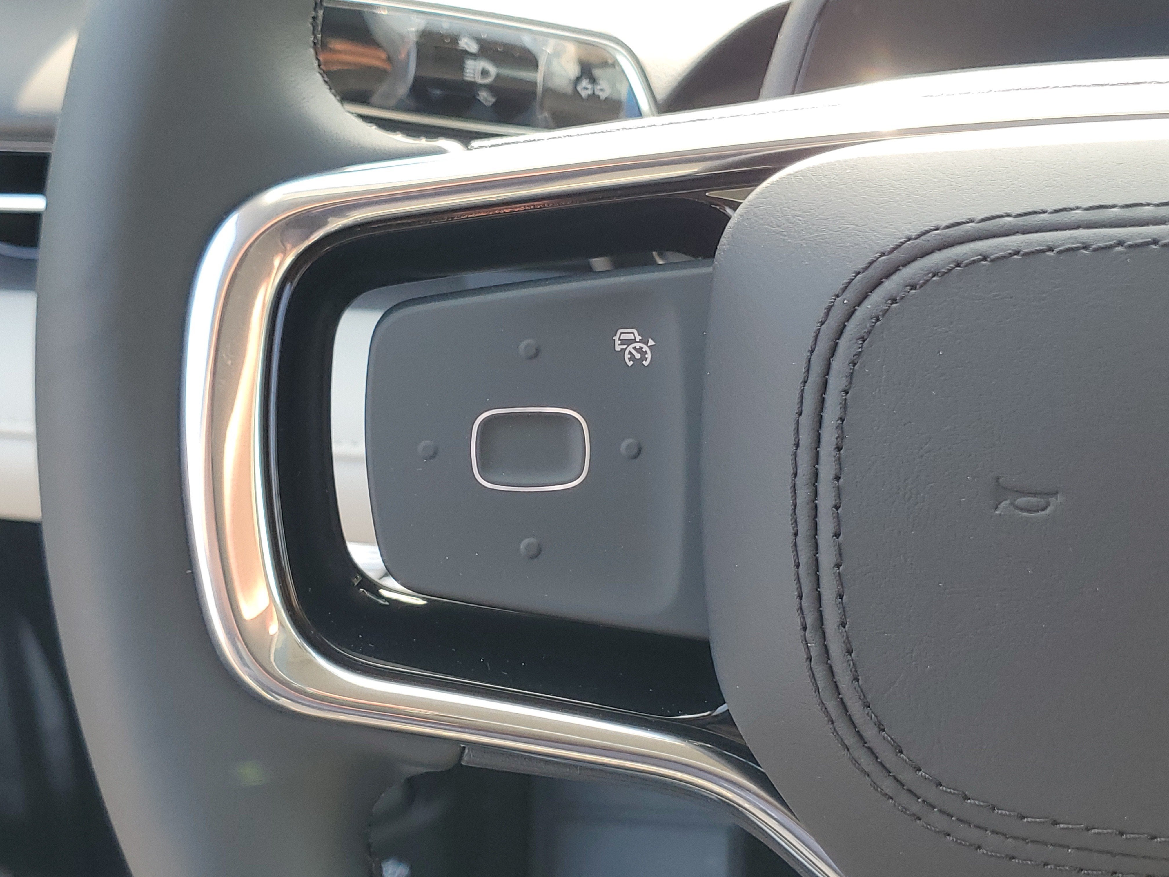 2026 Lincoln Nautilus Premiere Hybrid