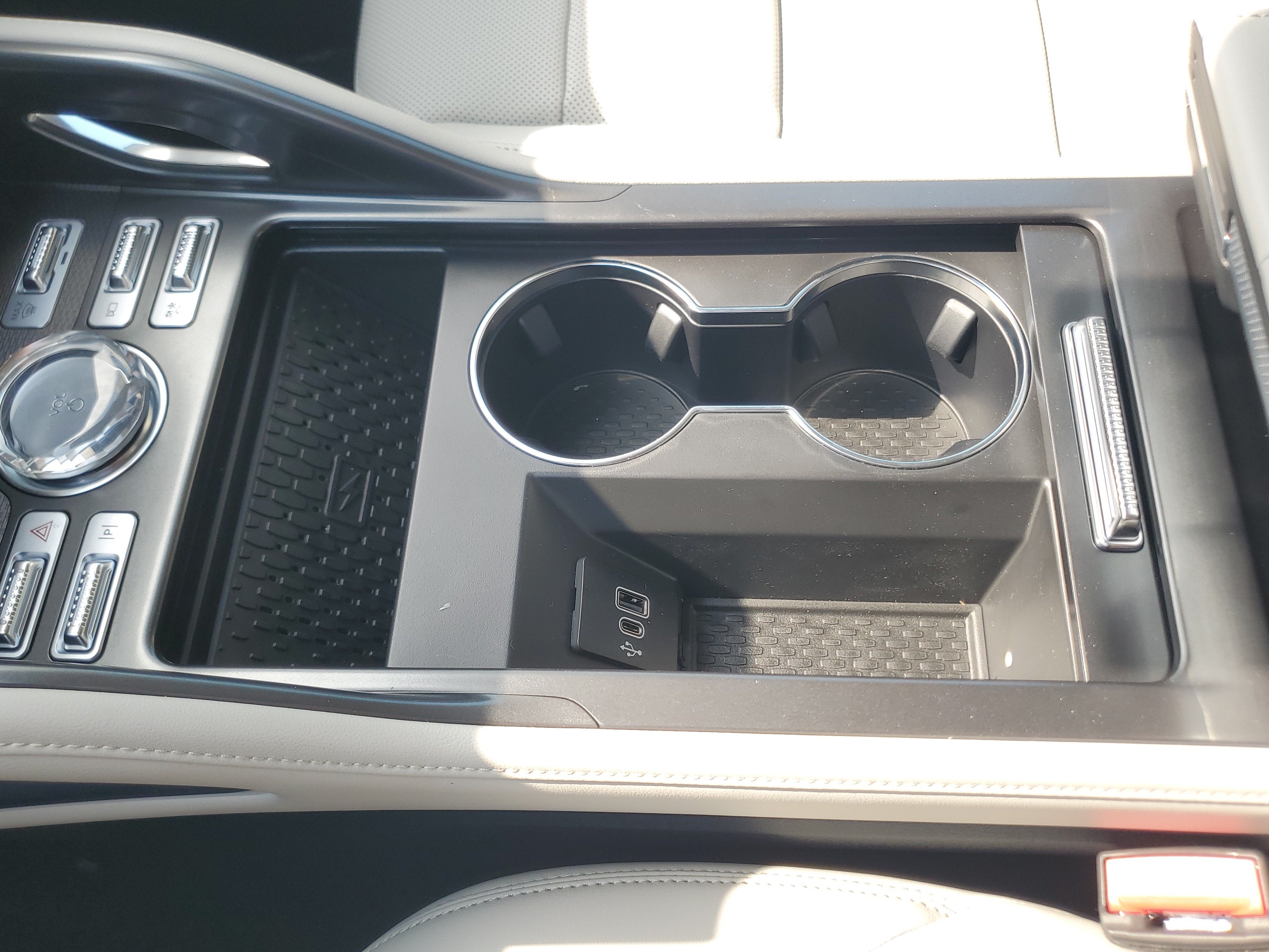2026 Lincoln Nautilus Premiere Hybrid