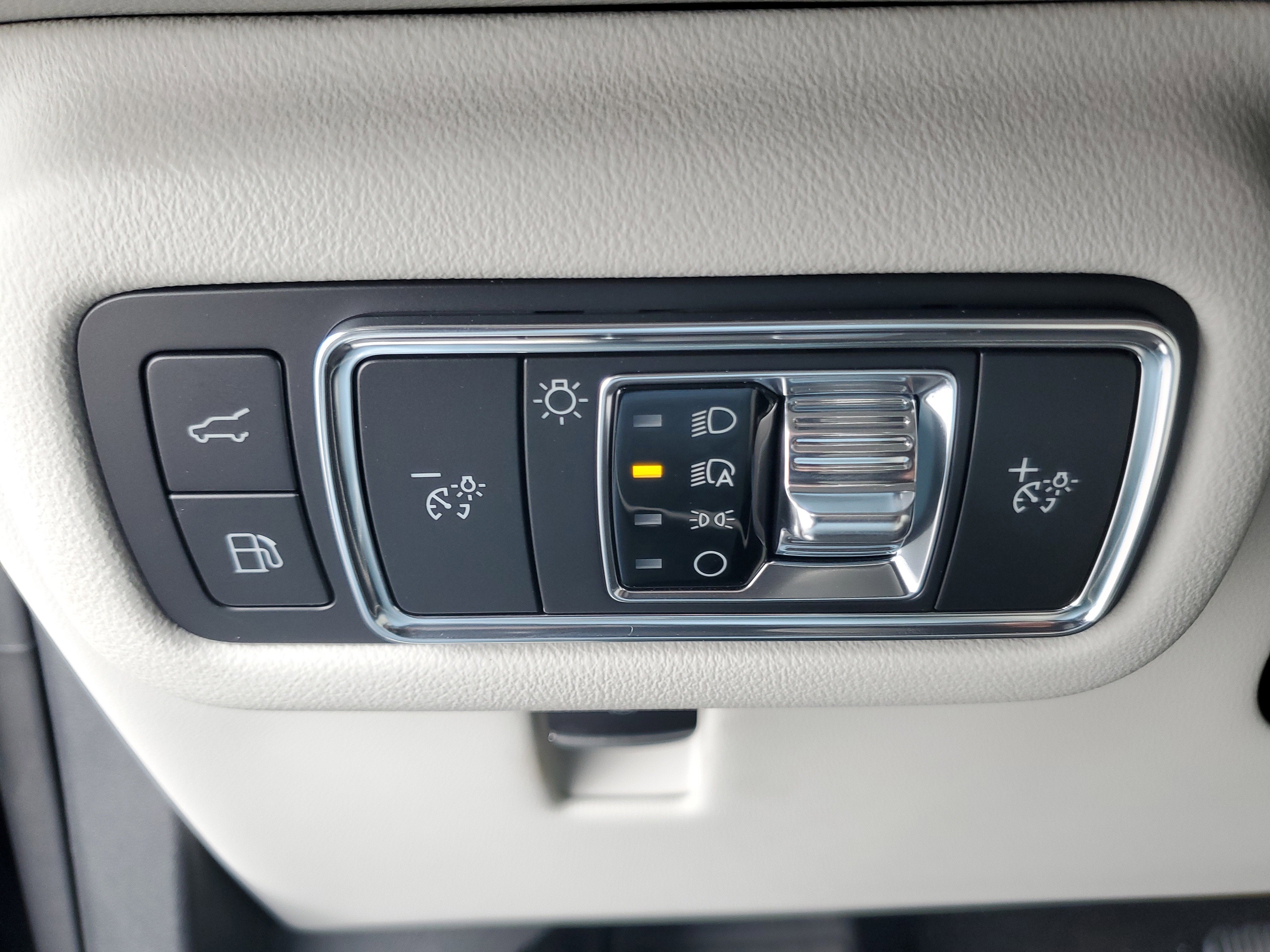 2026 Lincoln Nautilus Premiere Hybrid