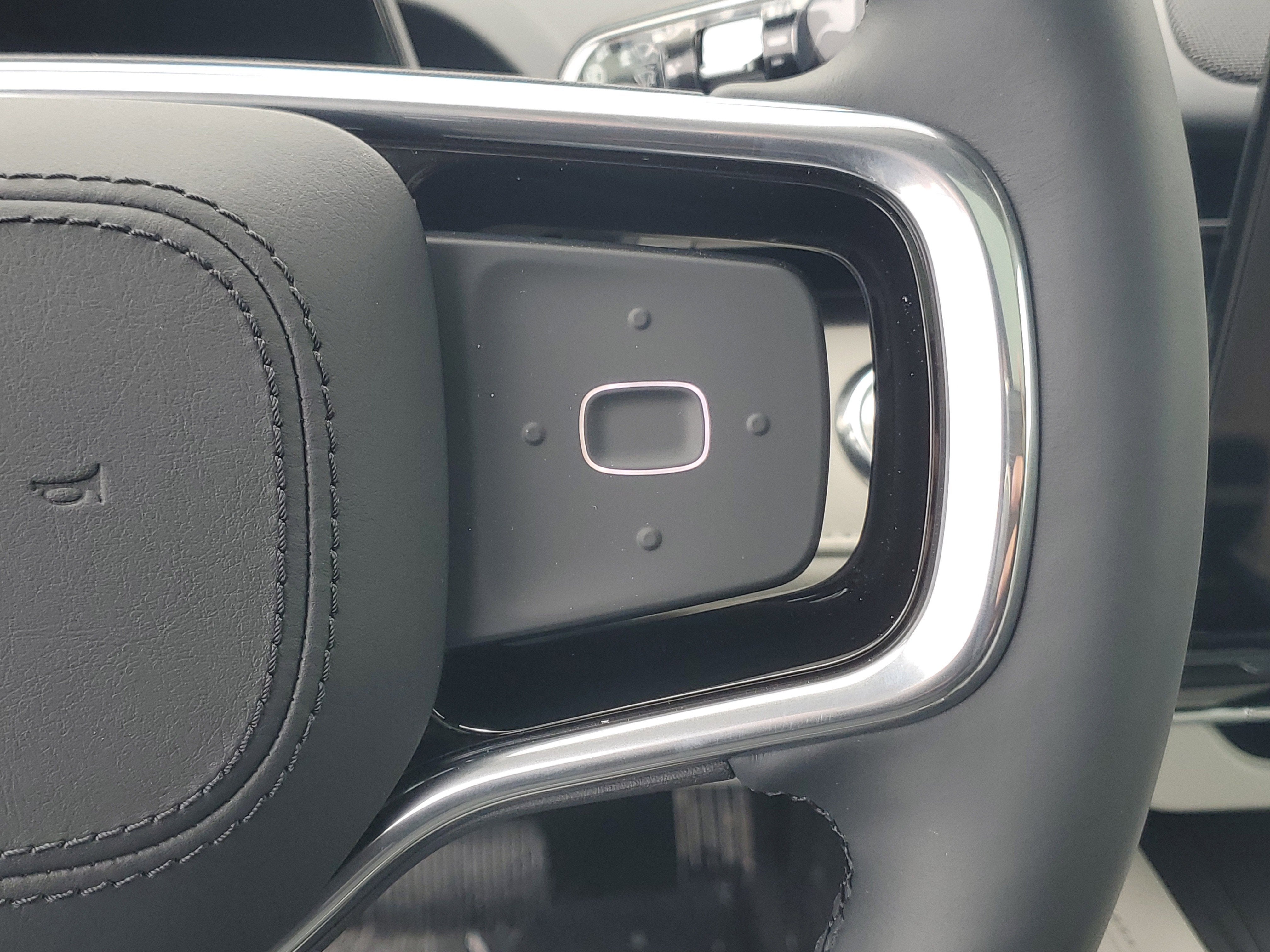 2026 Lincoln Nautilus Premiere Hybrid