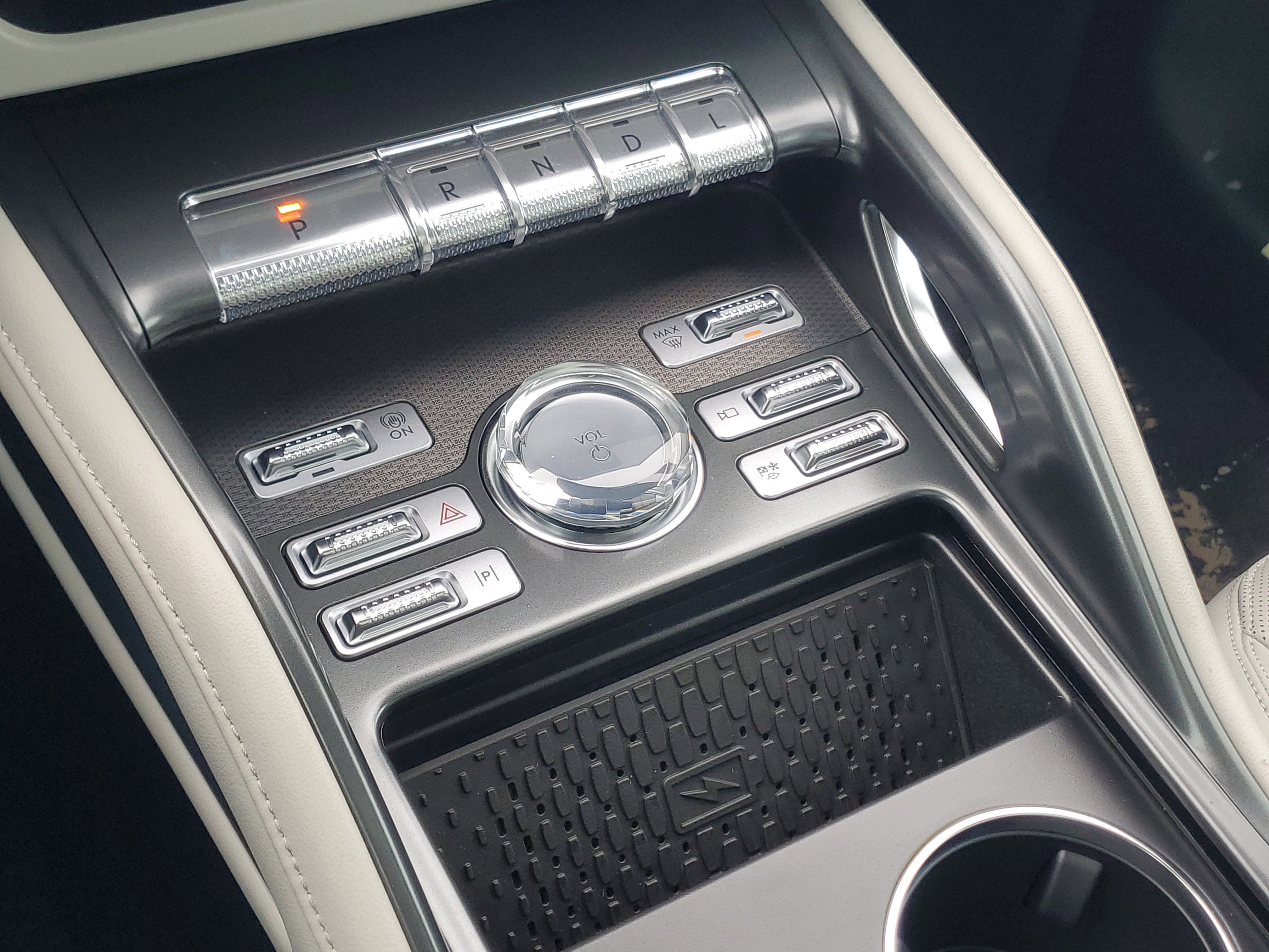 2026 Lincoln Nautilus Premiere Hybrid