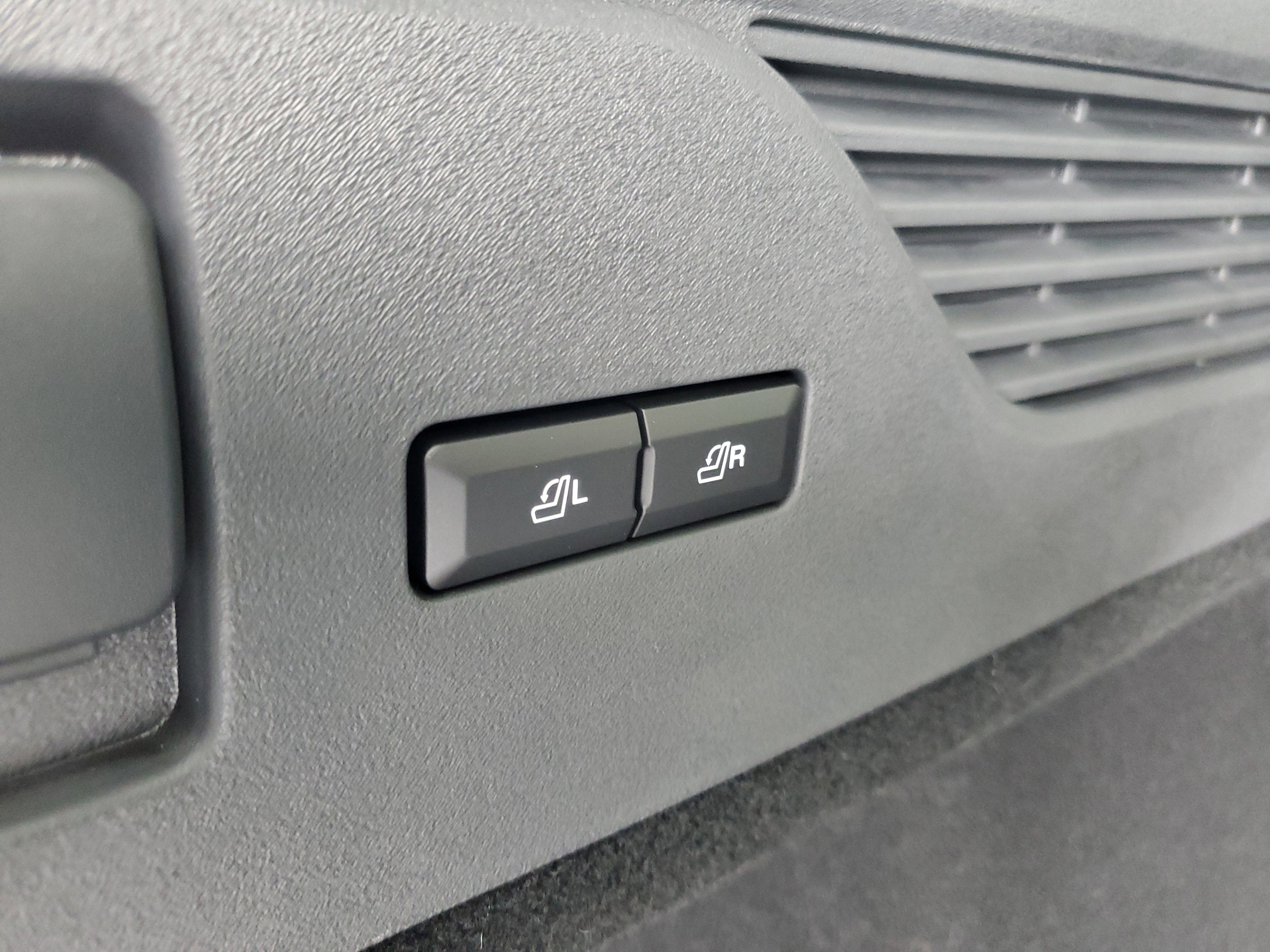 2026 Lincoln Nautilus Premiere Hybrid