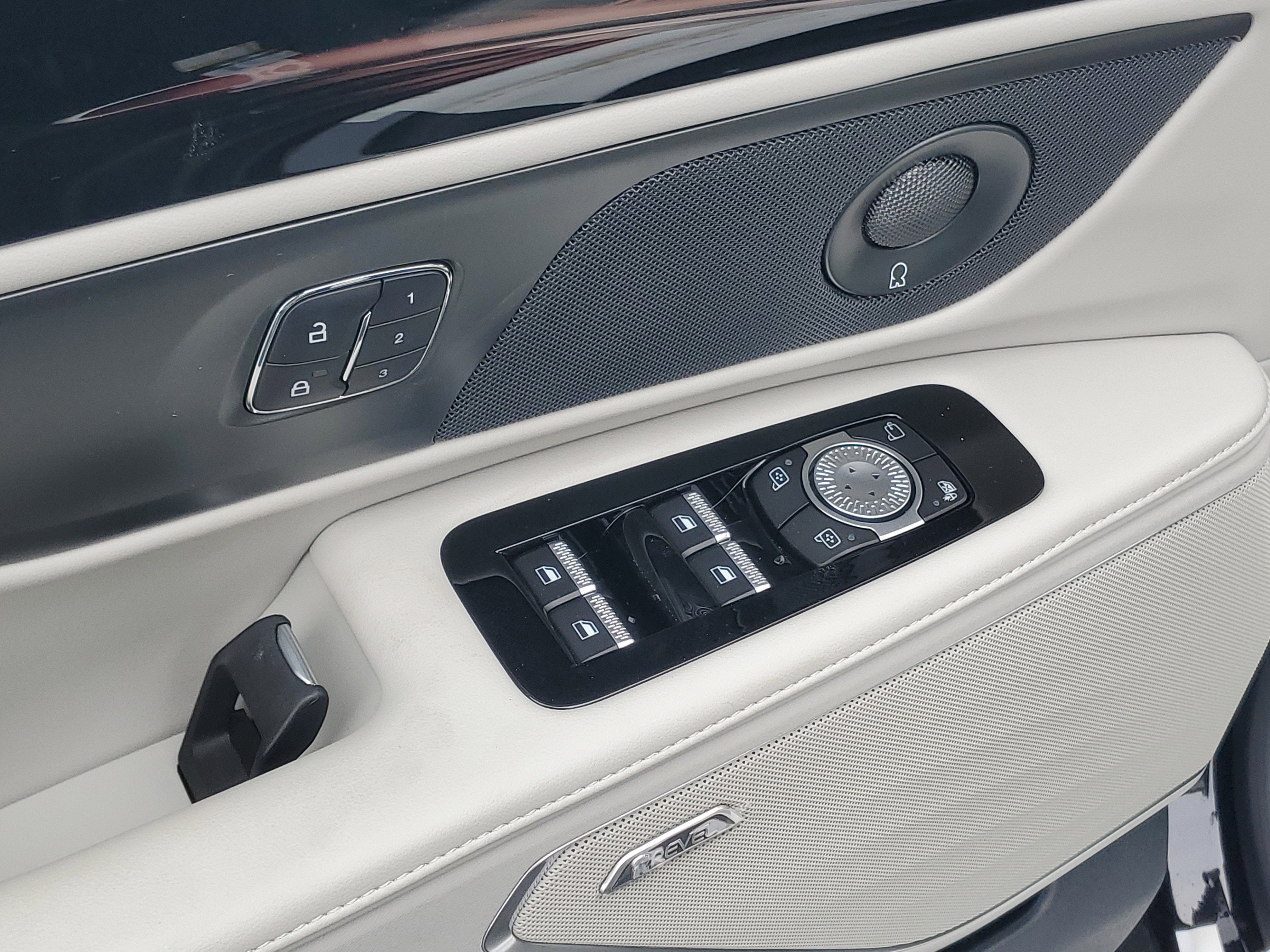 2026 Lincoln Nautilus Premiere Hybrid