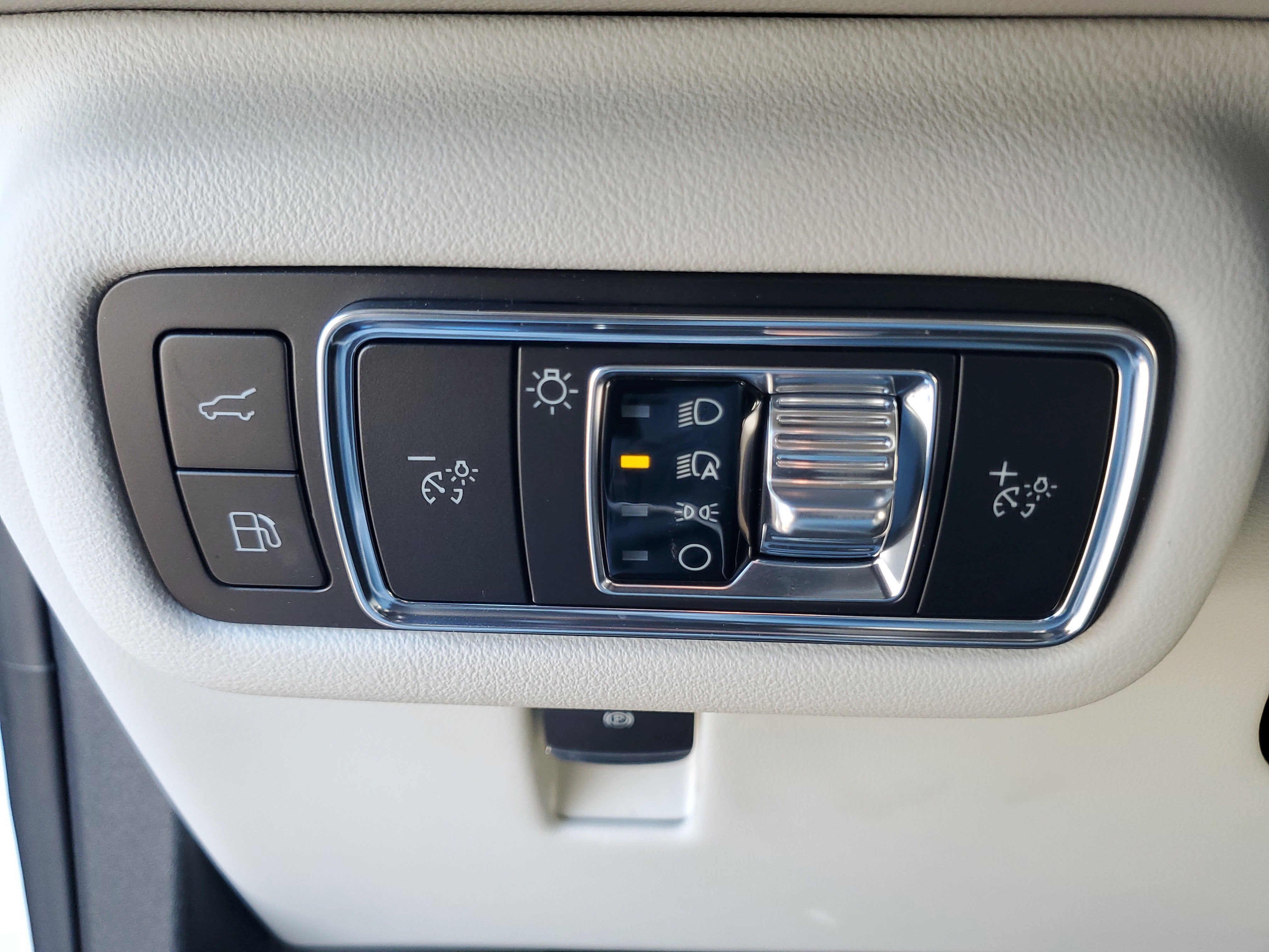 2026 Lincoln Nautilus Premiere Hybrid