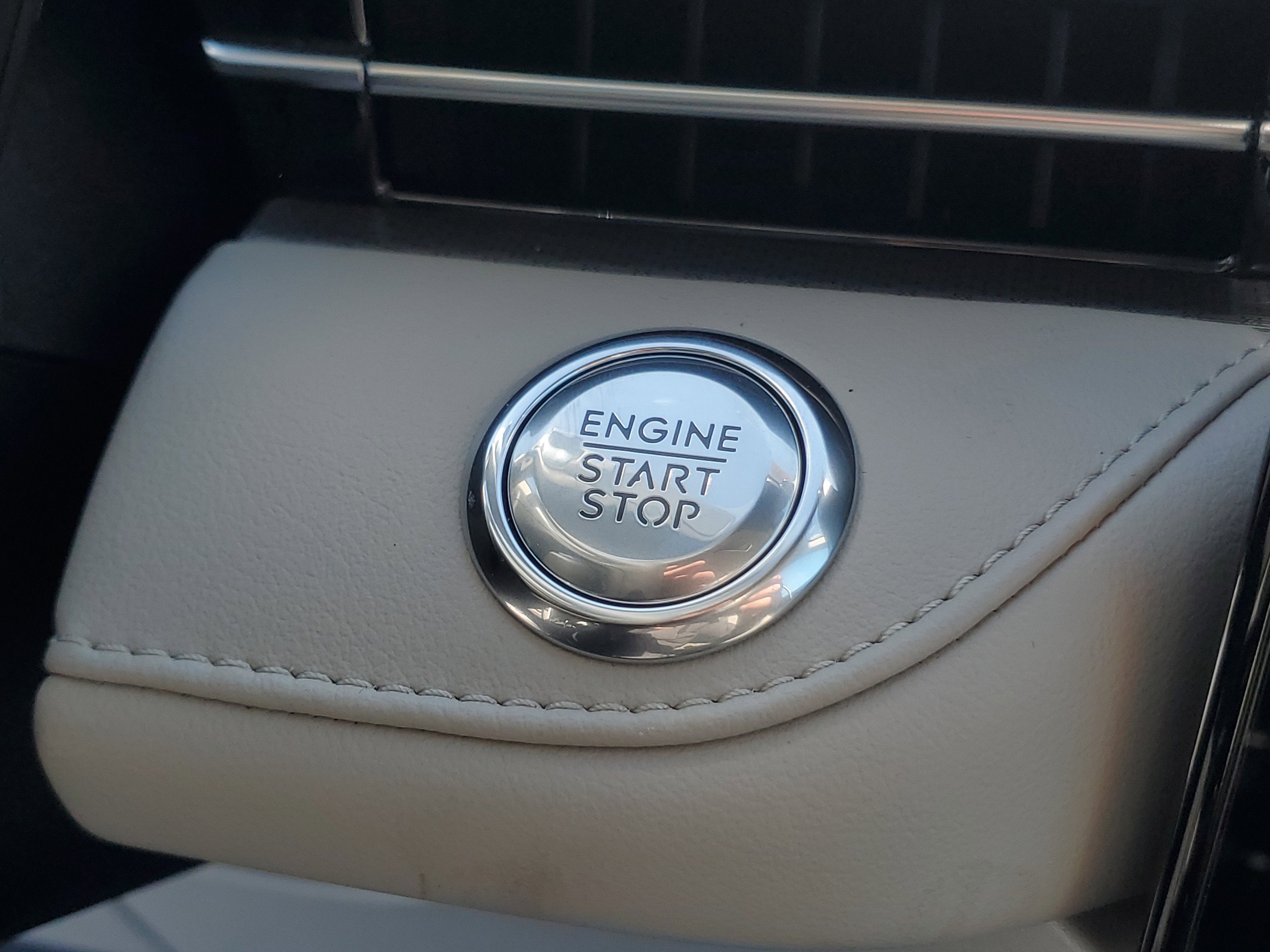 2026 Lincoln Nautilus Premiere Hybrid