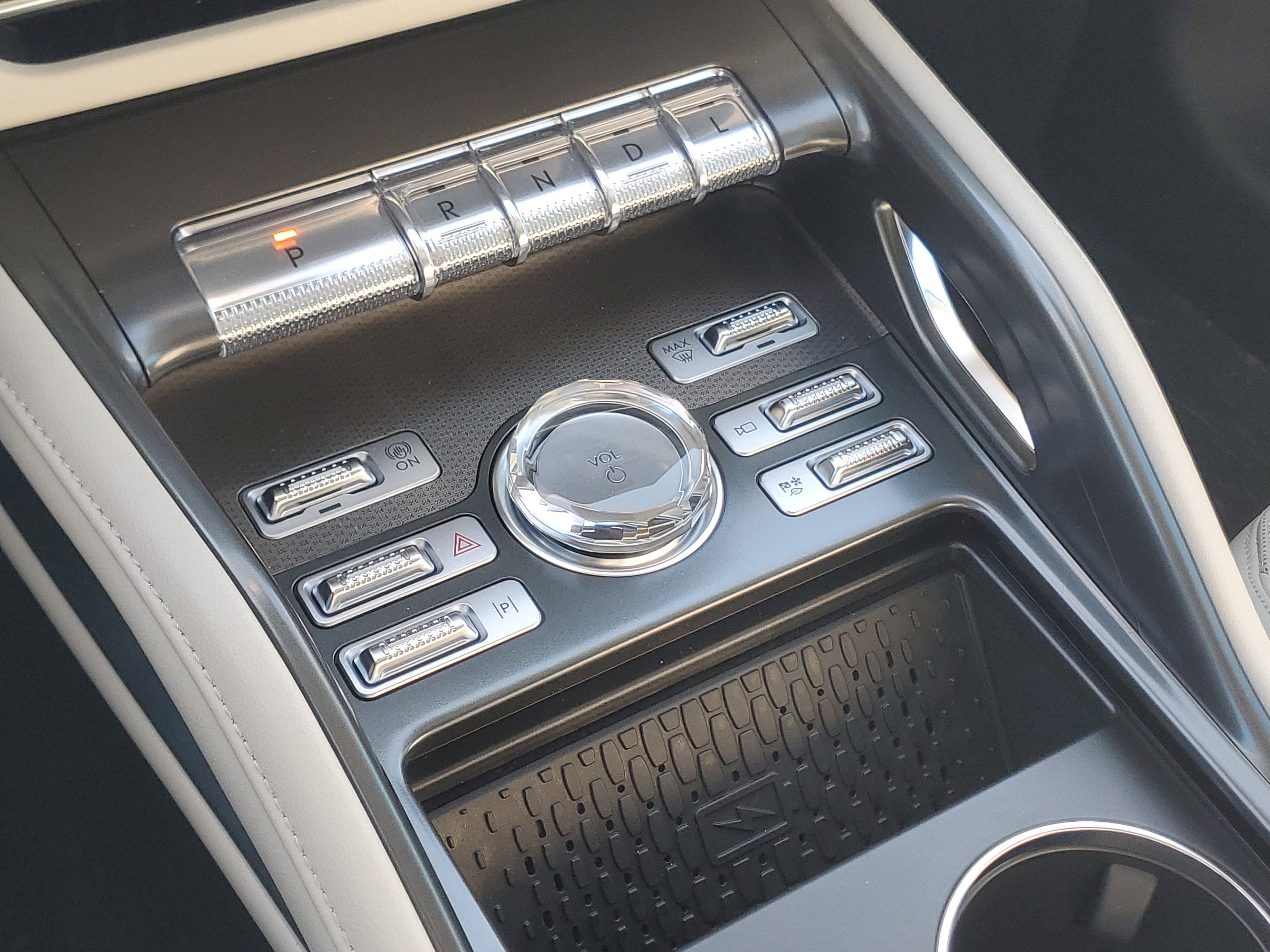 2026 Lincoln Nautilus Premiere Hybrid