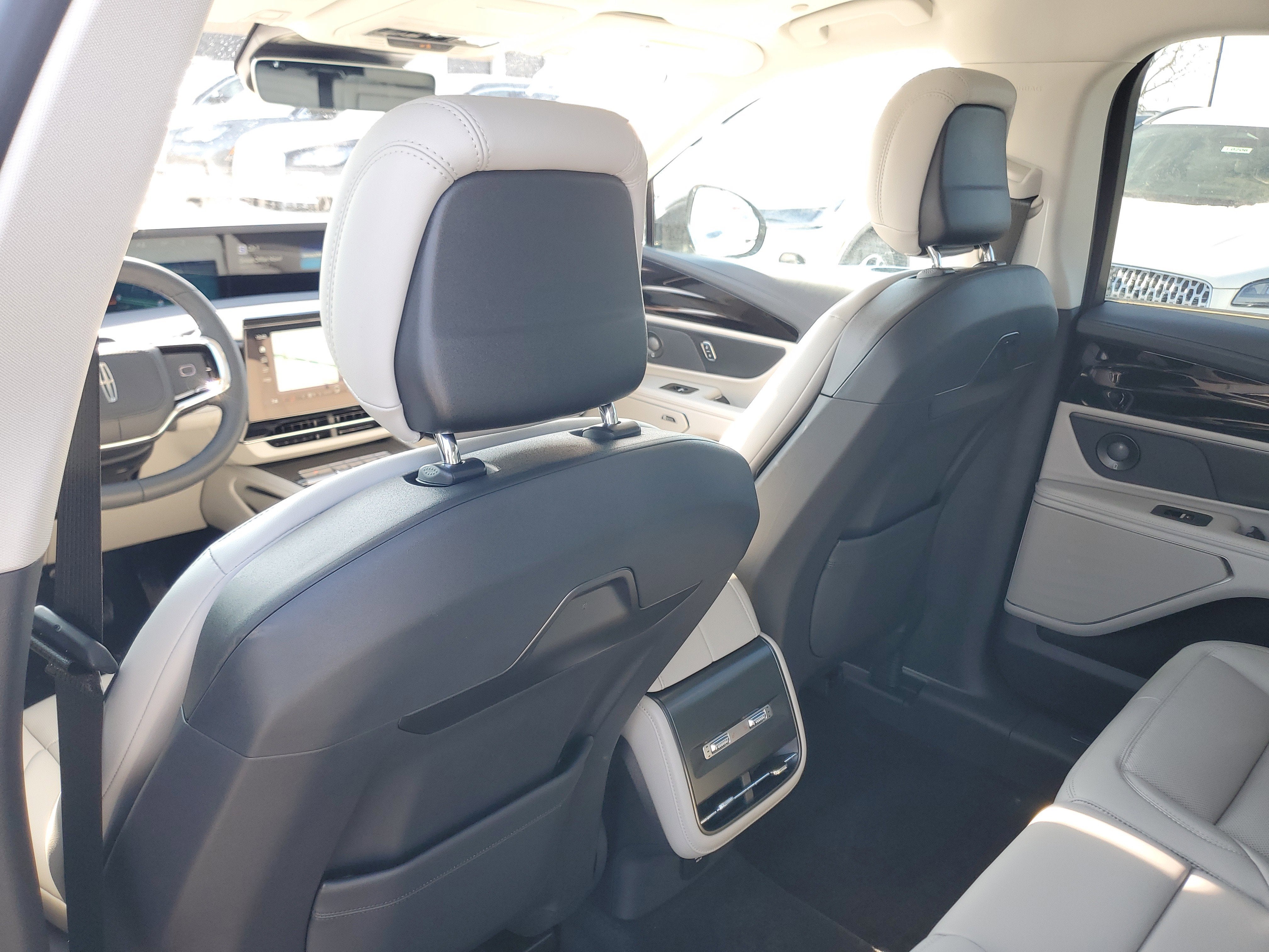 2026 Lincoln Nautilus Premiere Hybrid