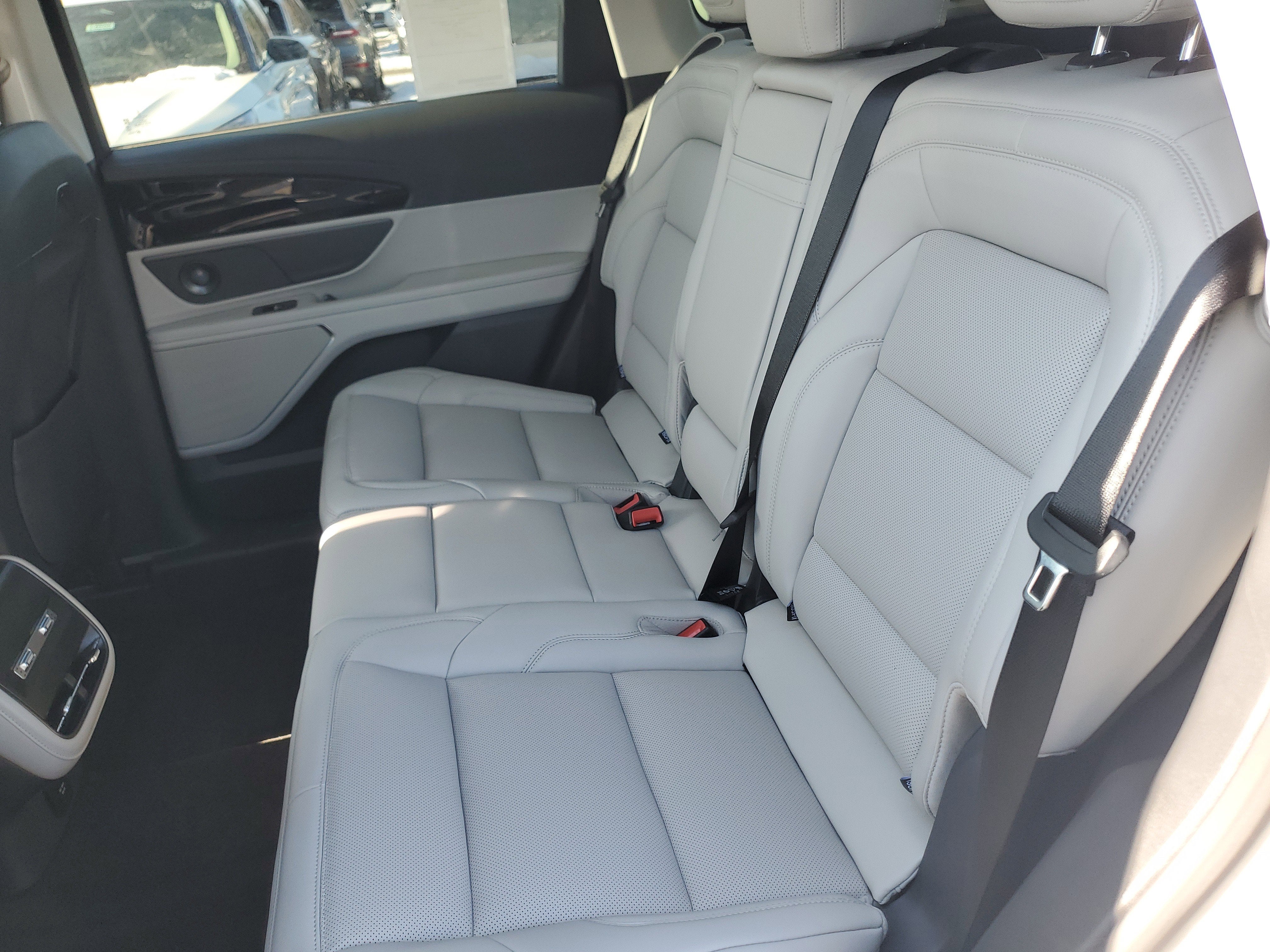 2026 Lincoln Nautilus Premiere Hybrid