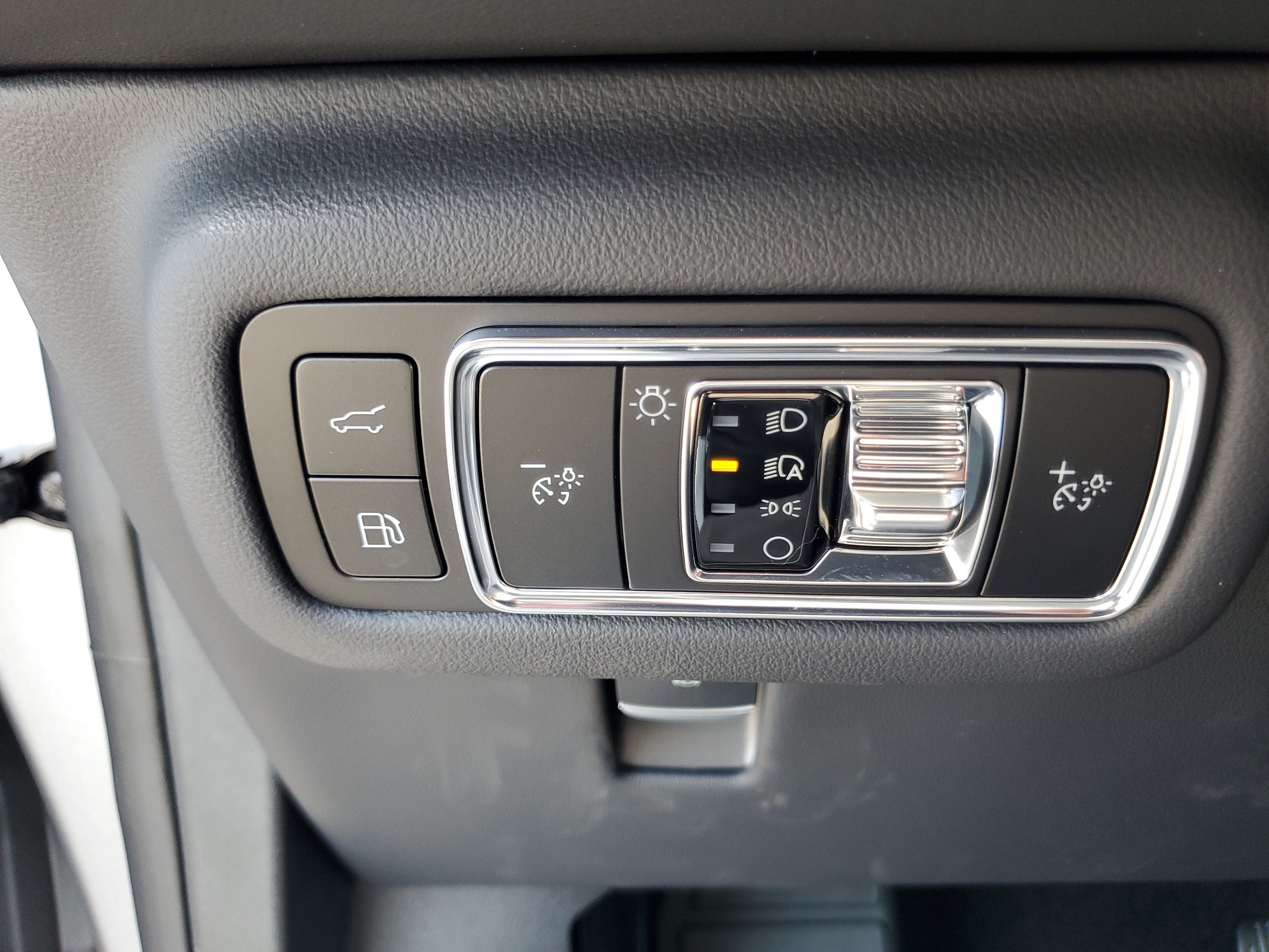 2026 Lincoln Nautilus Premiere Hybrid