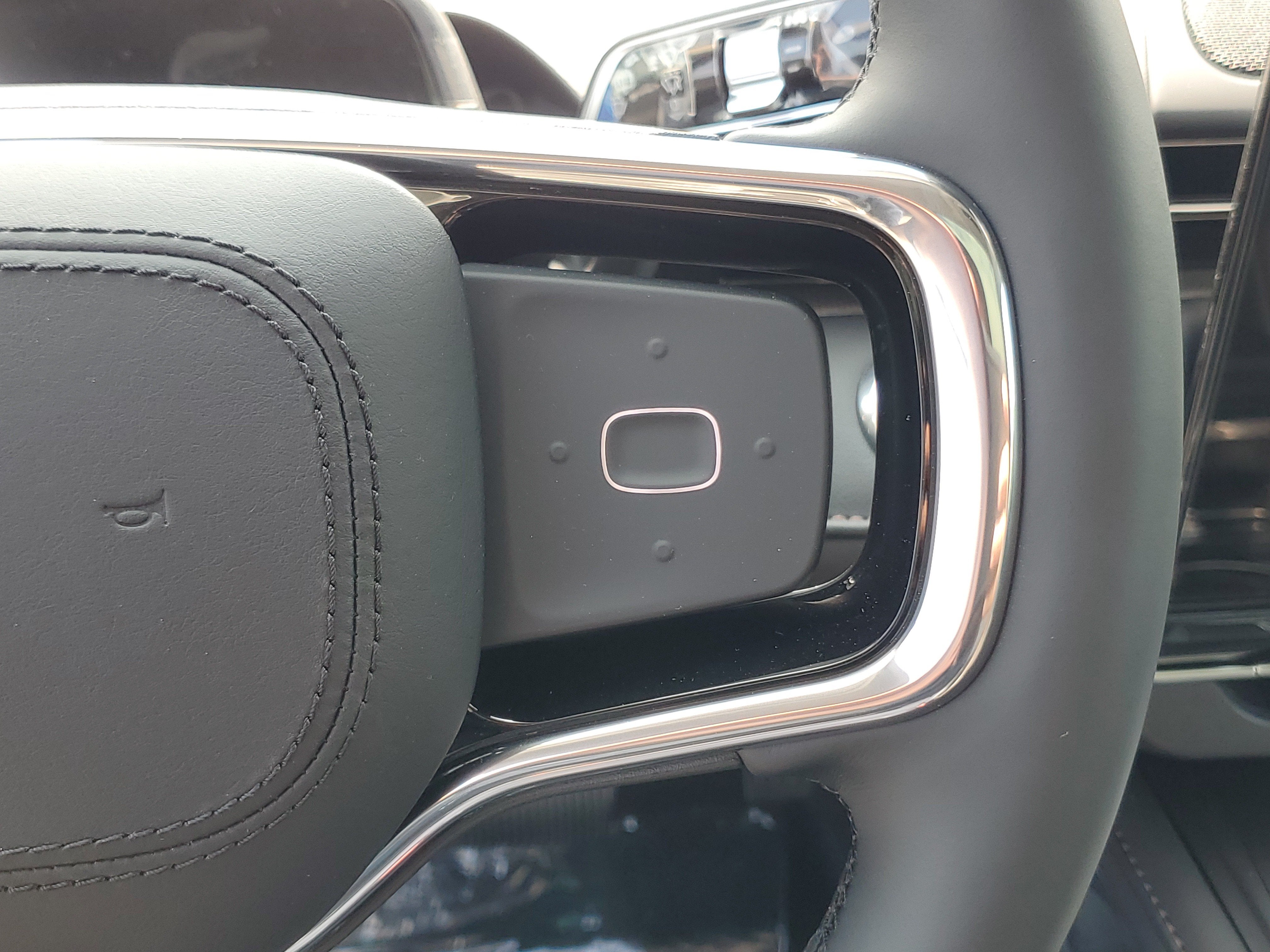 2026 Lincoln Nautilus Premiere Hybrid