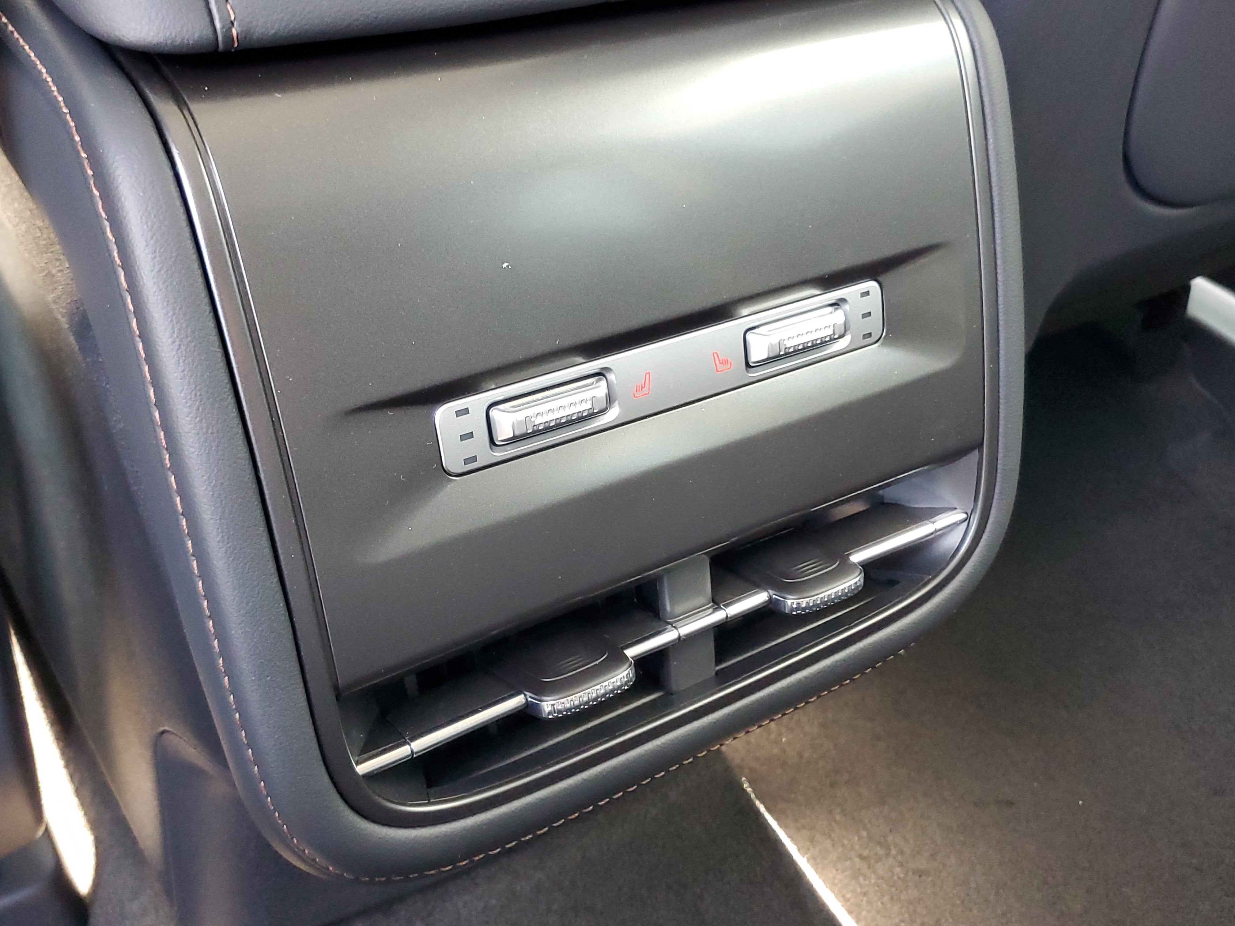 2026 Lincoln Nautilus Premiere Hybrid
