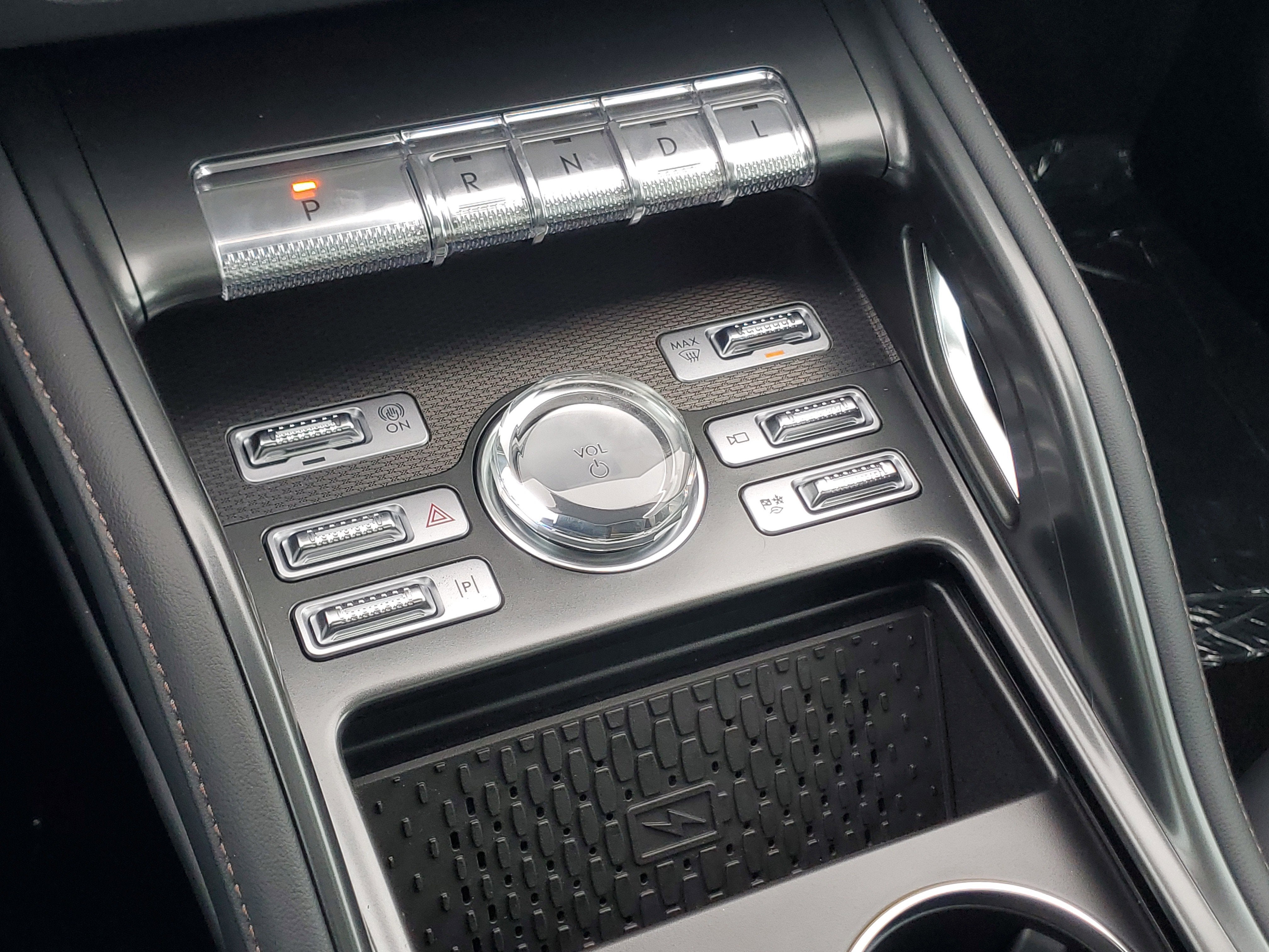 2026 Lincoln Nautilus Premiere Hybrid