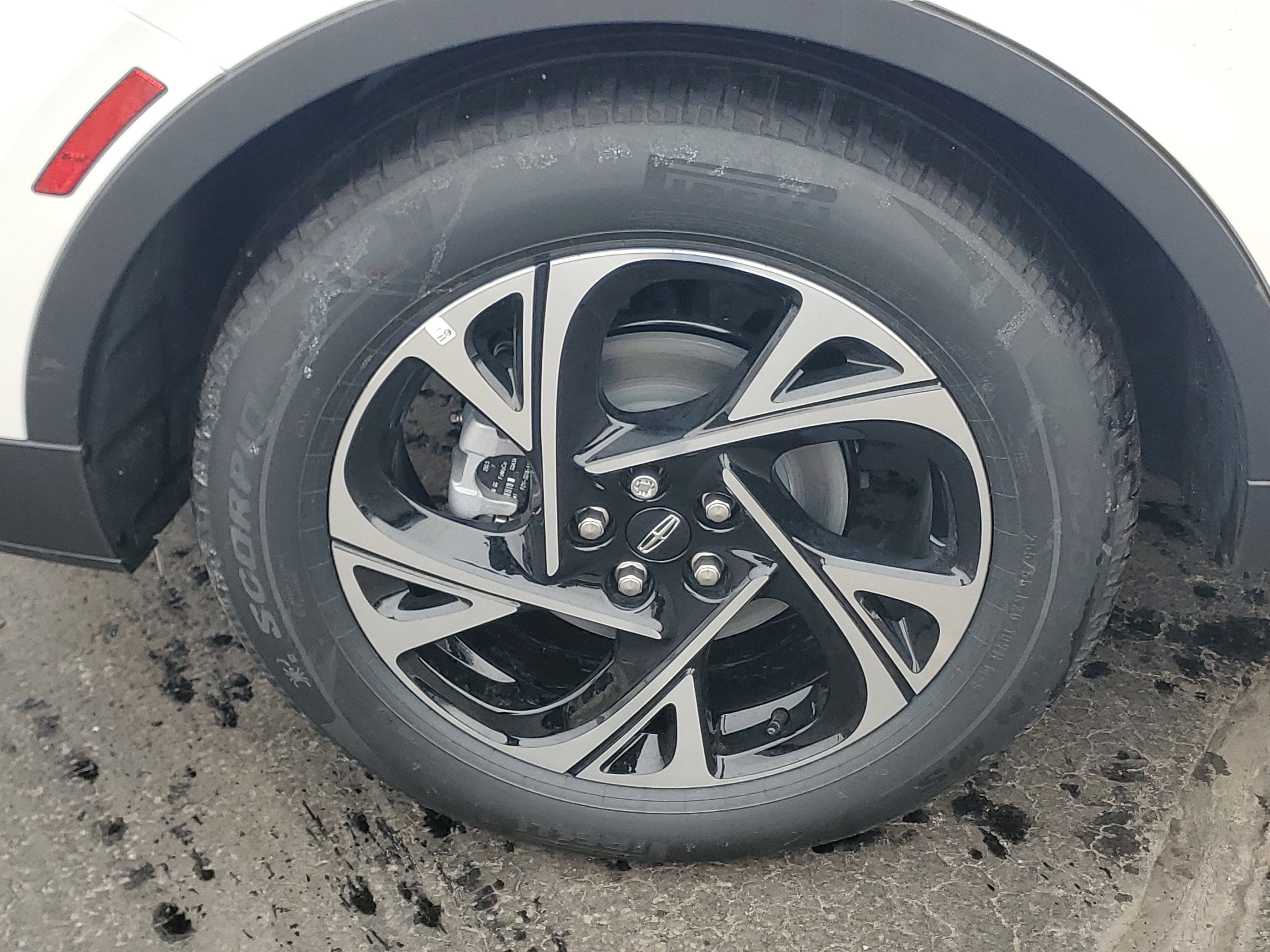 2026 Lincoln Nautilus Premiere Hybrid