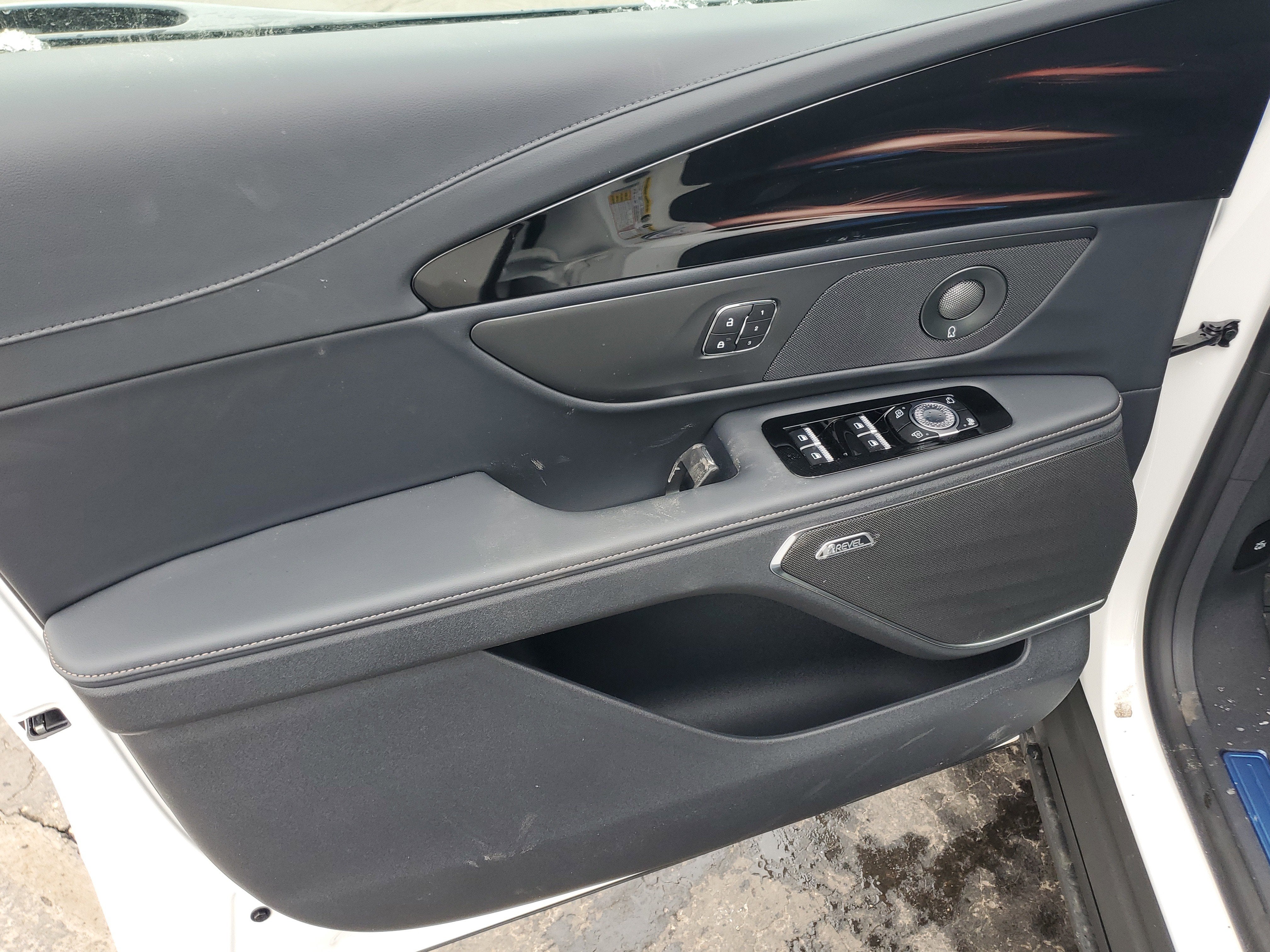 2026 Lincoln Nautilus Premiere Hybrid