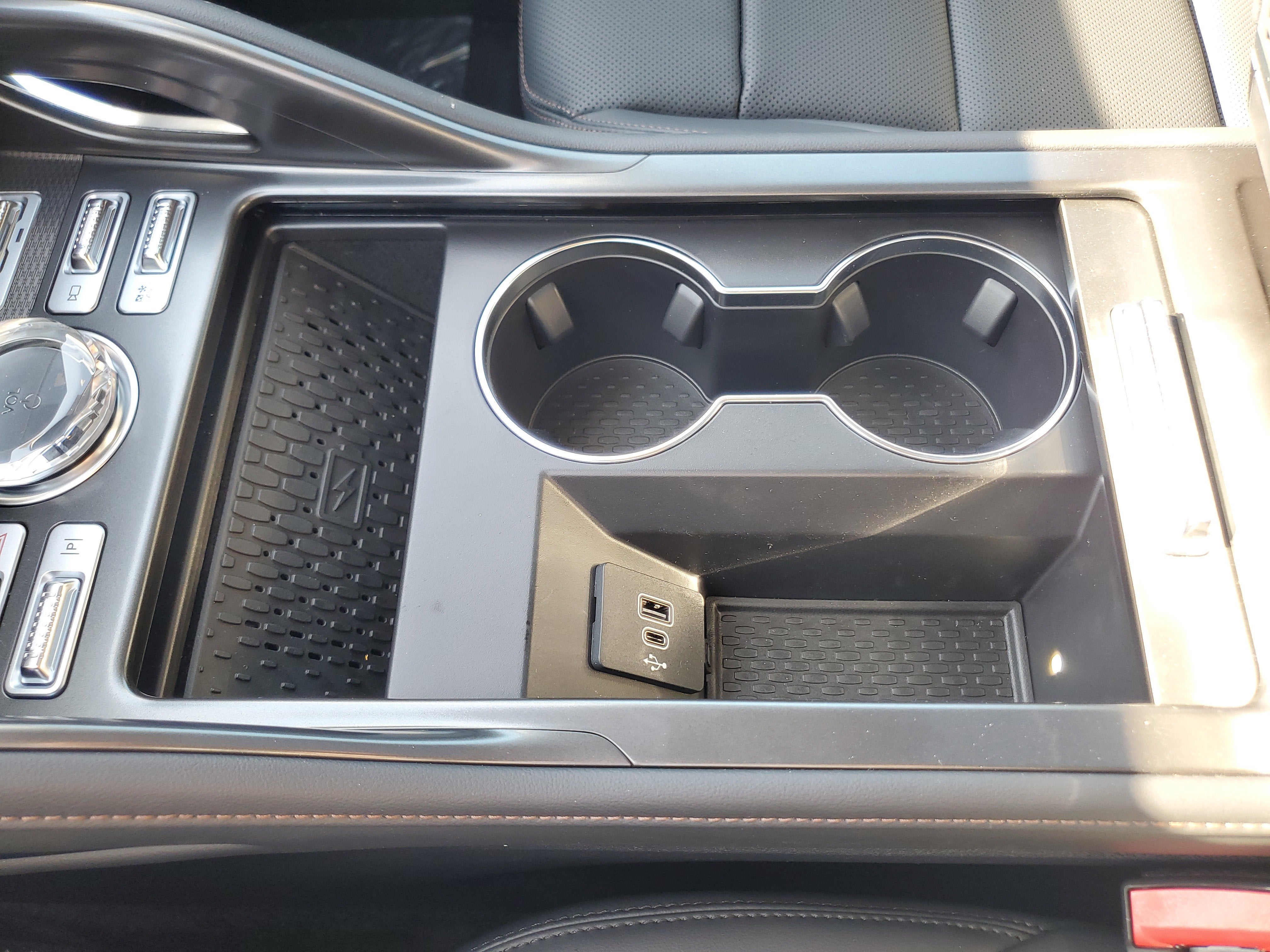 2026 Lincoln Nautilus Premiere Hybrid