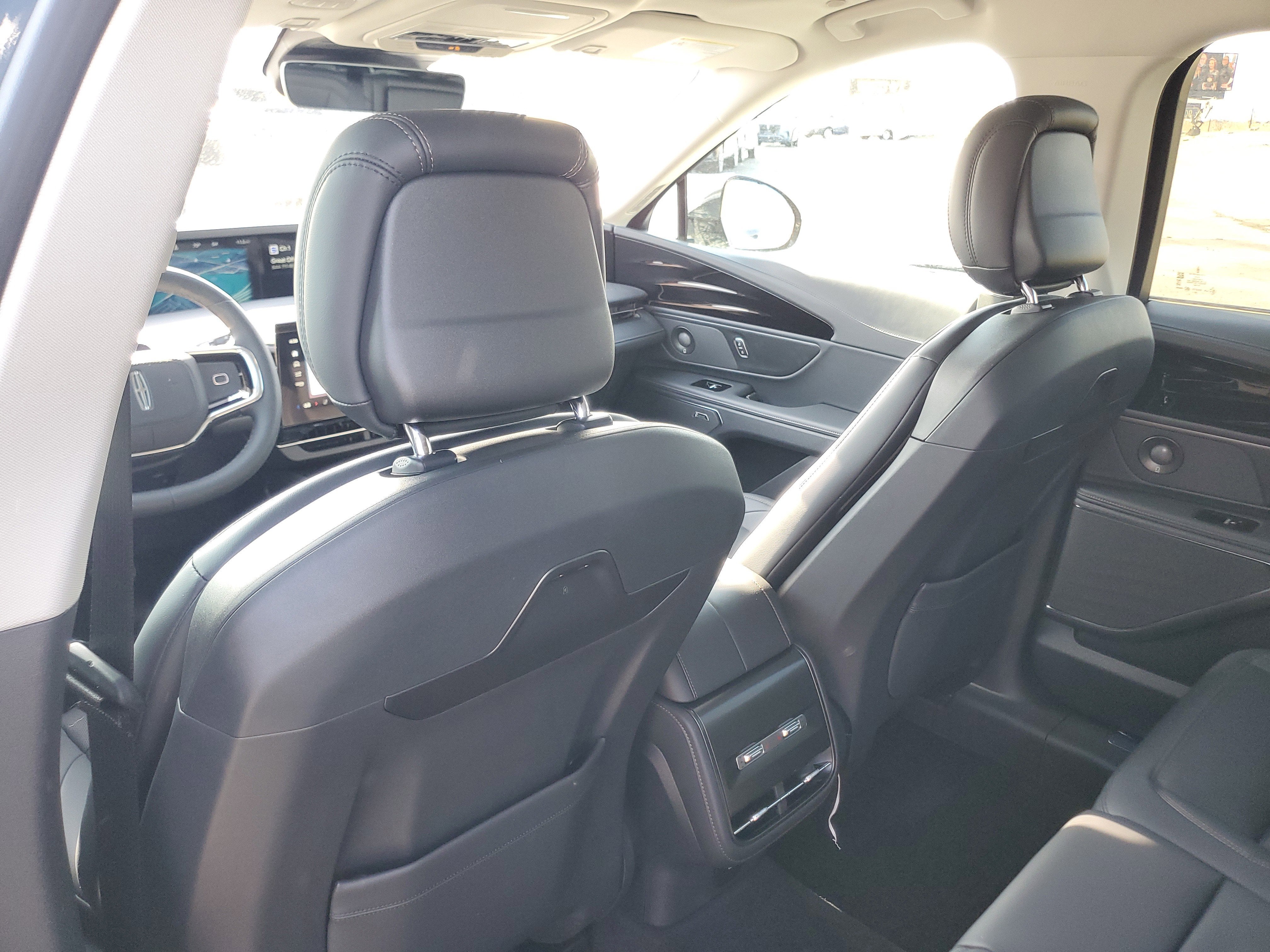 2026 Lincoln Nautilus Premiere Hybrid