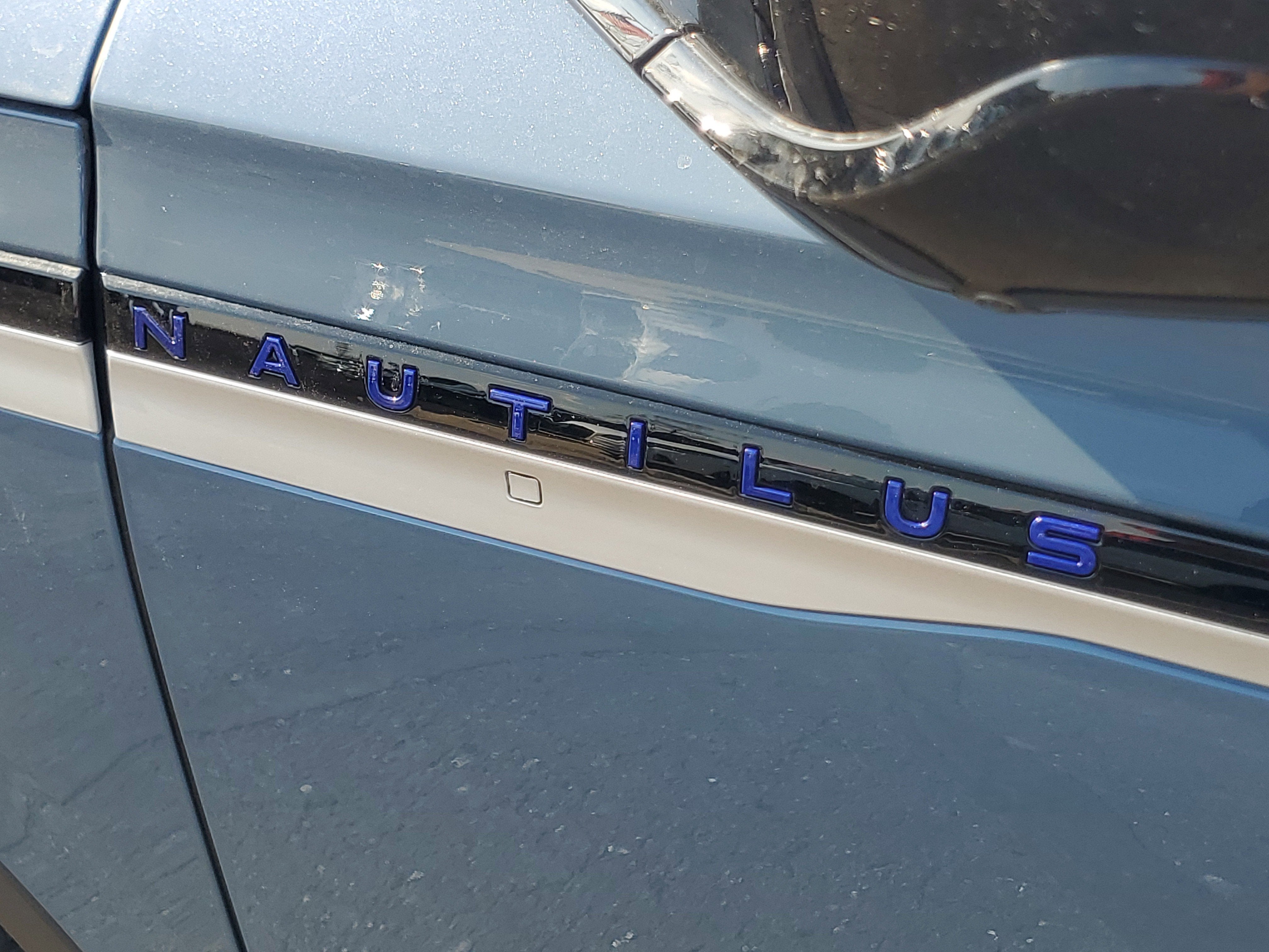 2026 Lincoln Nautilus Premiere Hybrid